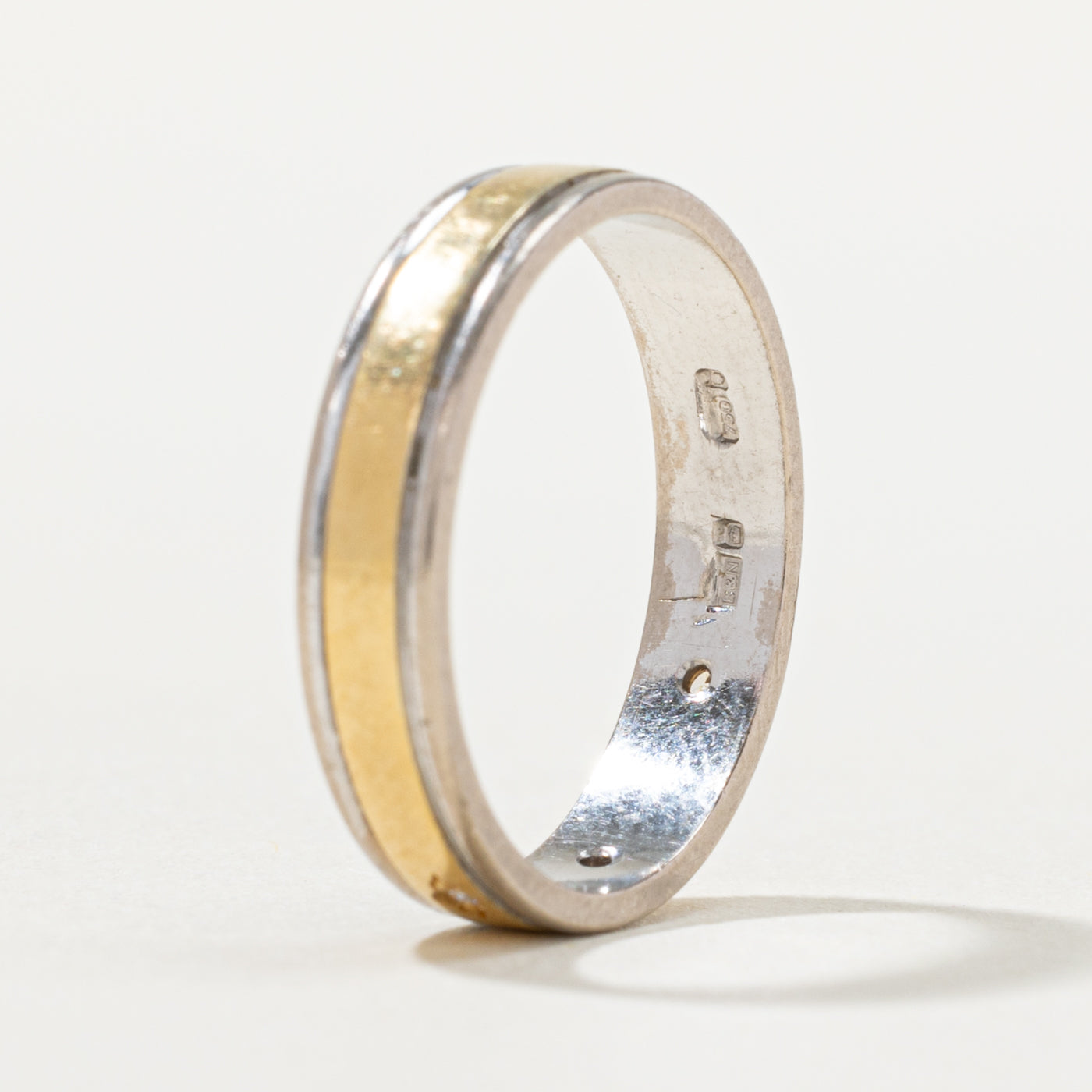 London 18k Two Tone Gold Diamond Accent Grooved Band | 3.15mm | SZ 4.75