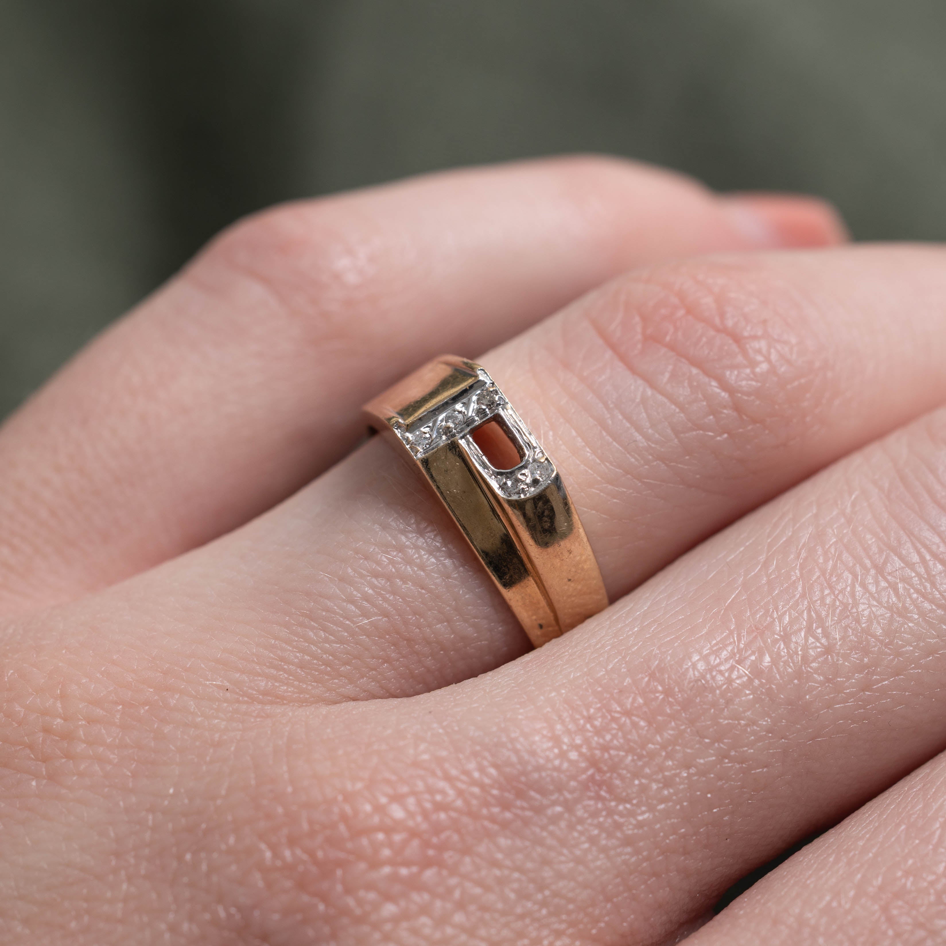 10k Diamond "P" Initial Ring | SZ 6