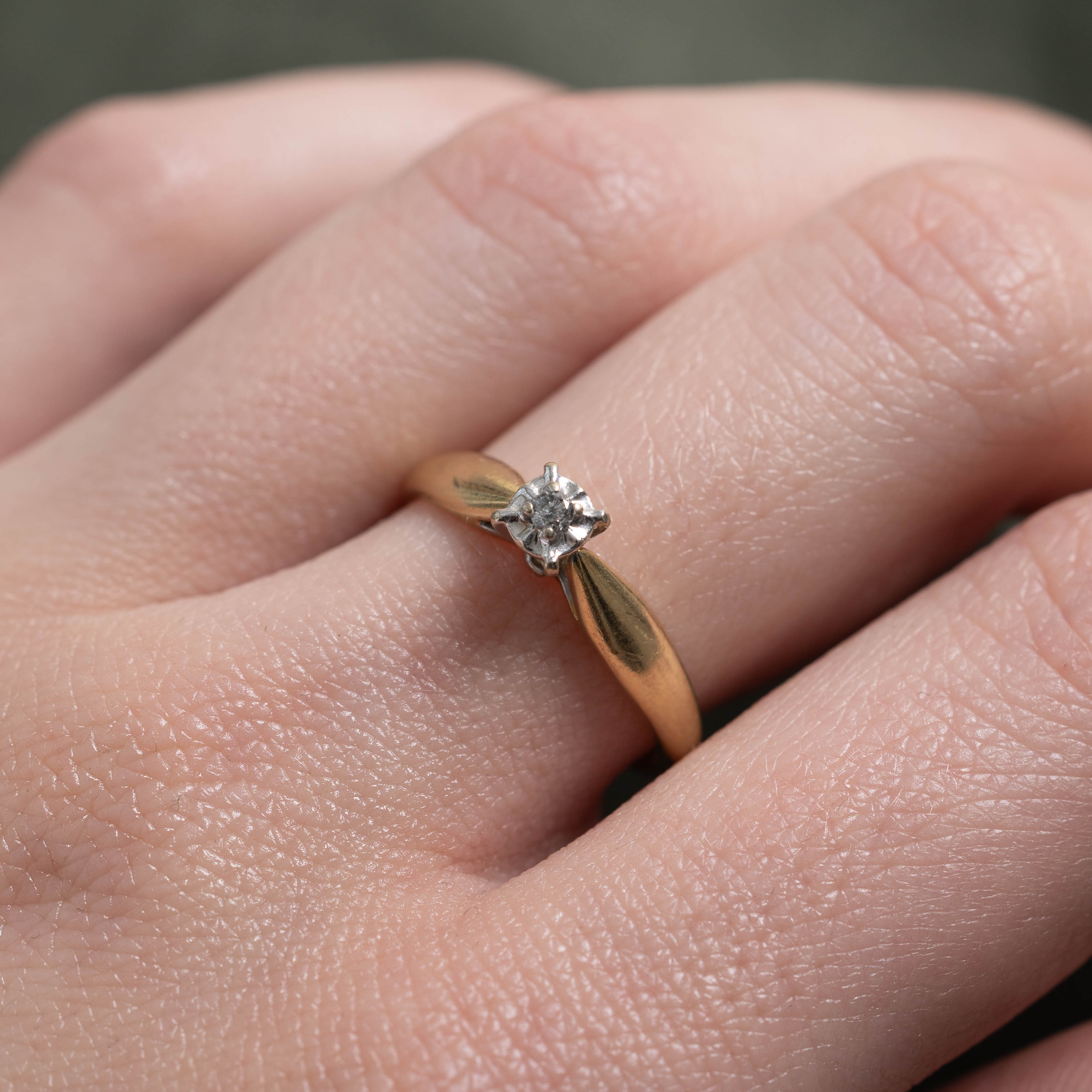 14k Illusion Set Diamond Reverse Tapered Ring | SZ 6.75