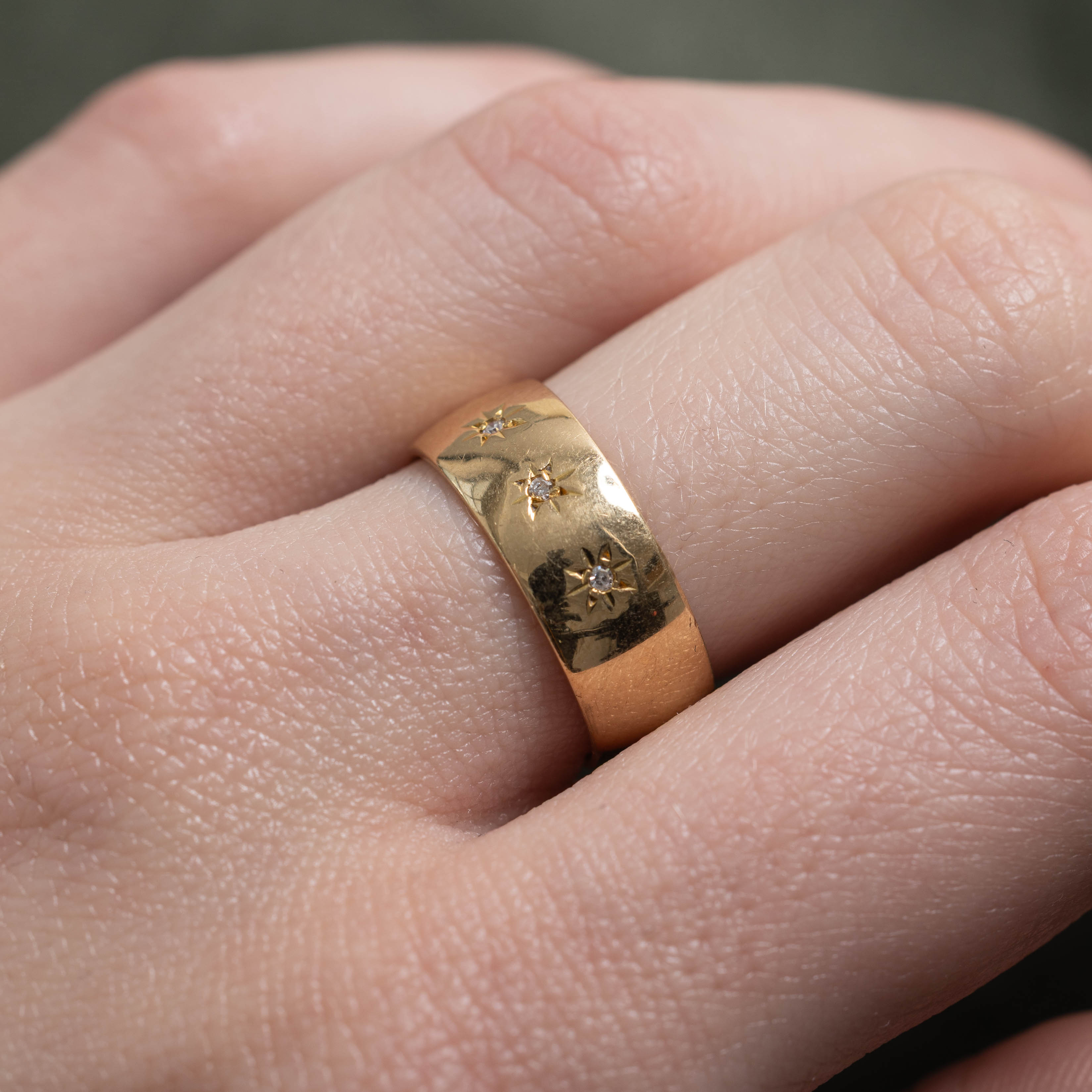 18k Three Stone Star Set Diamond Band | 6.93mm | SZ 6.25