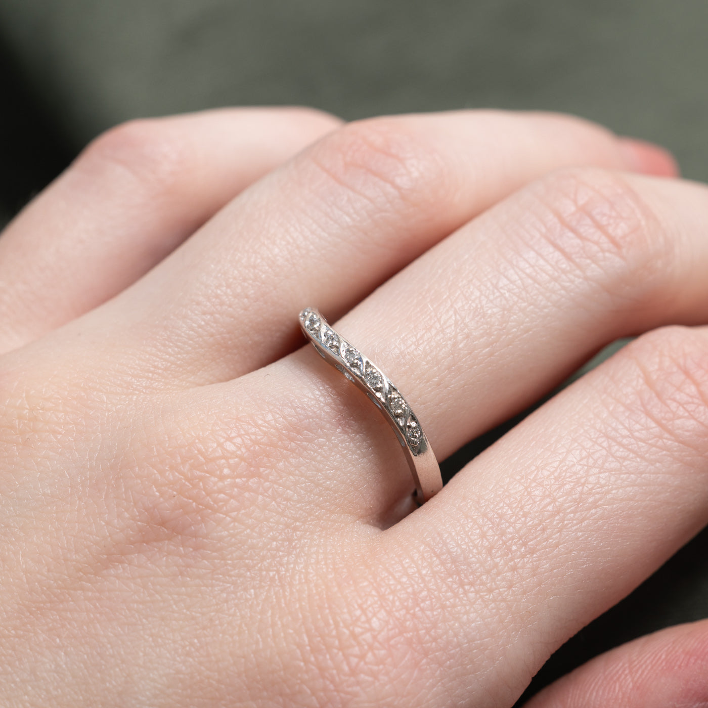 Semi Eternity Diamond Wave Band | SZ 7.5