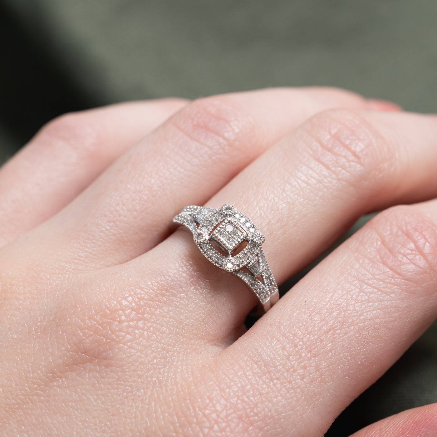 Bague sertie de diamants et ornée de millegrain | Taille 6,5