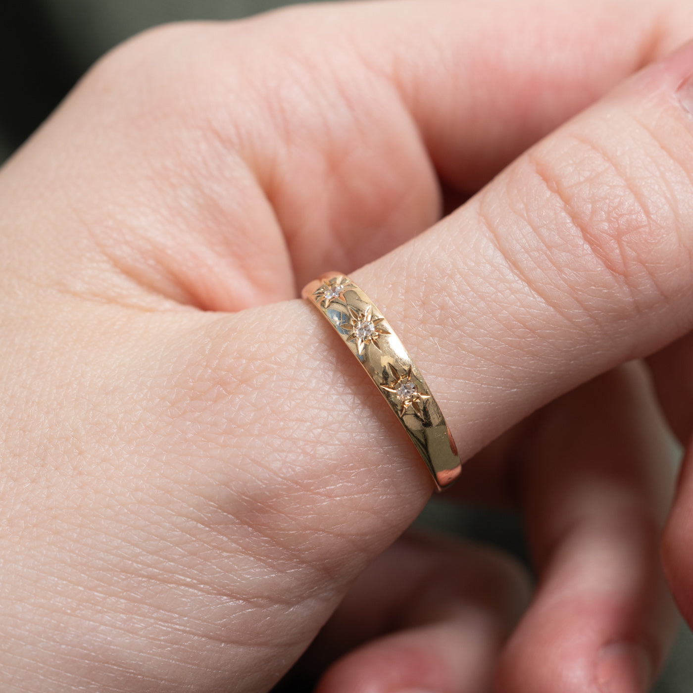 14k Yellow Gold Three Stone Star Set Diamond Band | SZ 8.75
