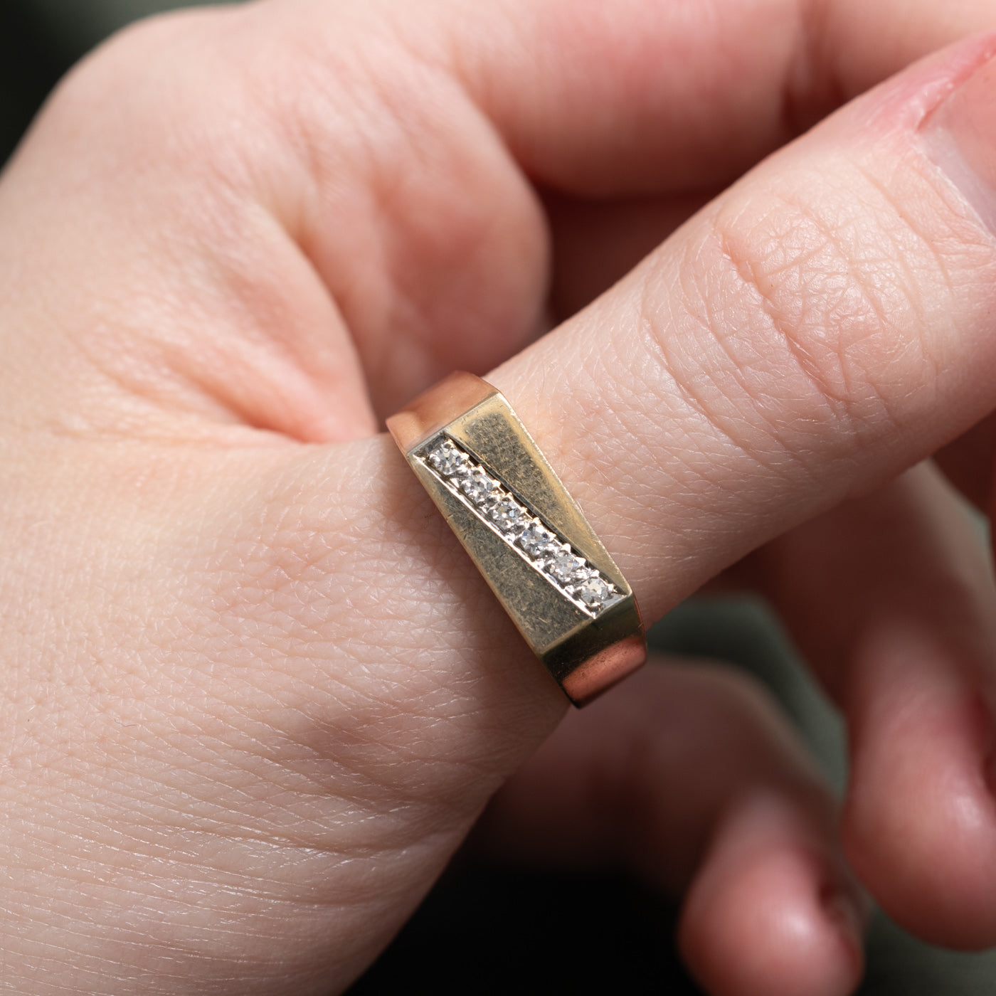 Bague géométrique sertie de diamants en canal | Taille 10,25