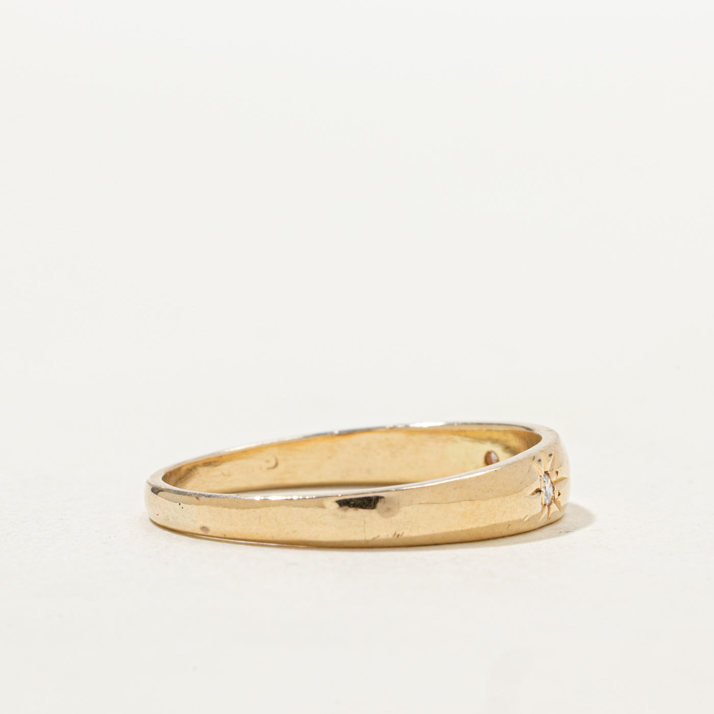 14k Yellow Gold Three Stone Star Set Diamond Band | SZ 8.75