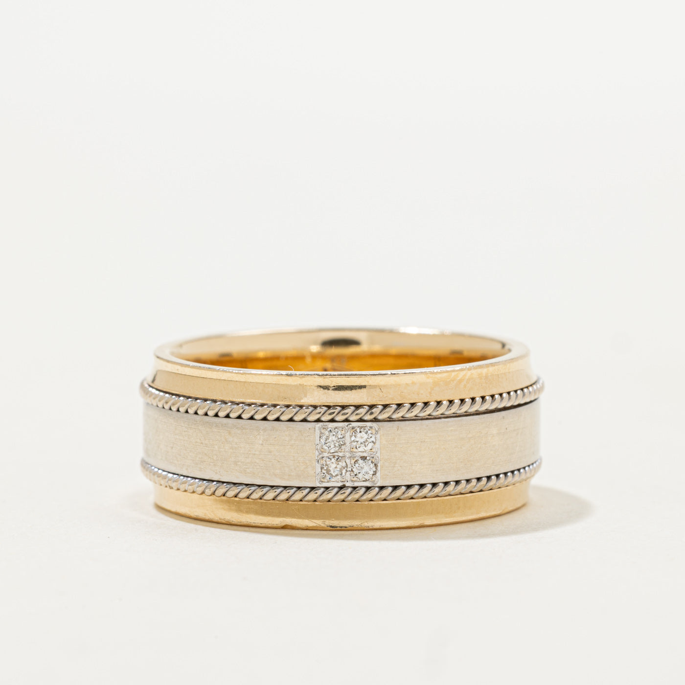 Bague bicolore avec accent de diamant | Taille 11.0