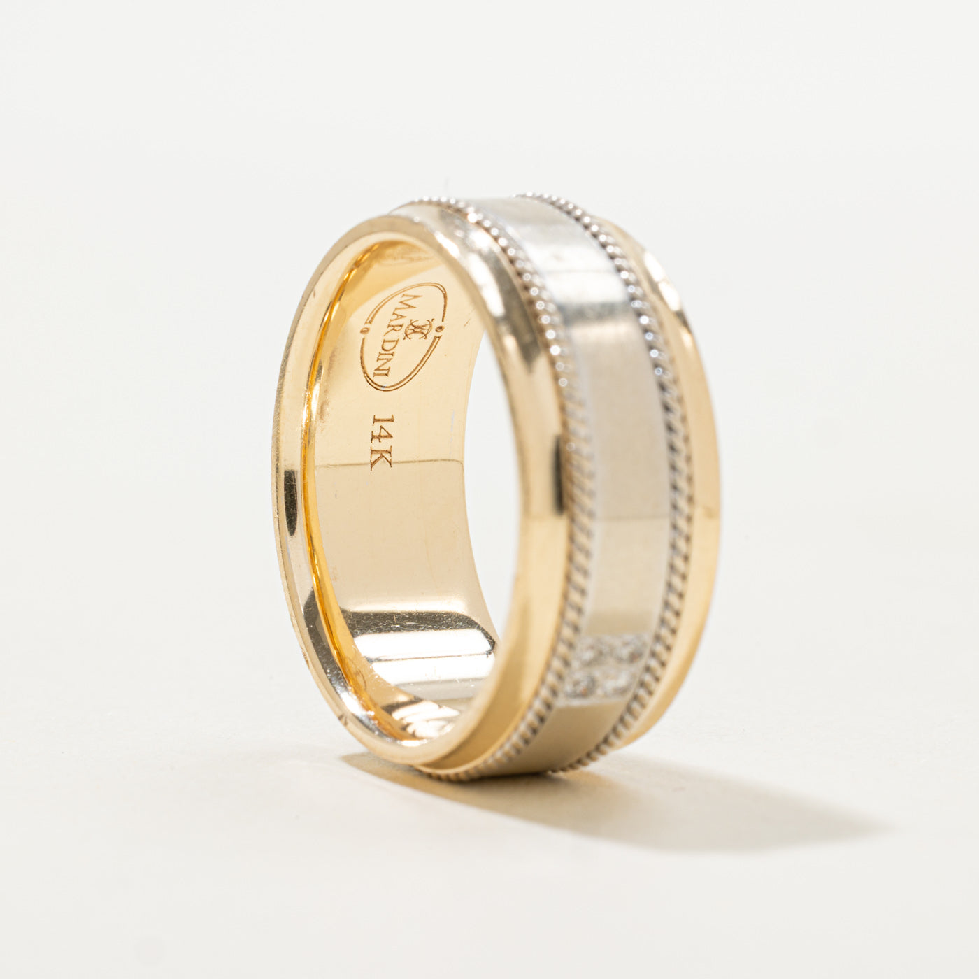 Bague bicolore avec accent de diamant | Taille 11.0