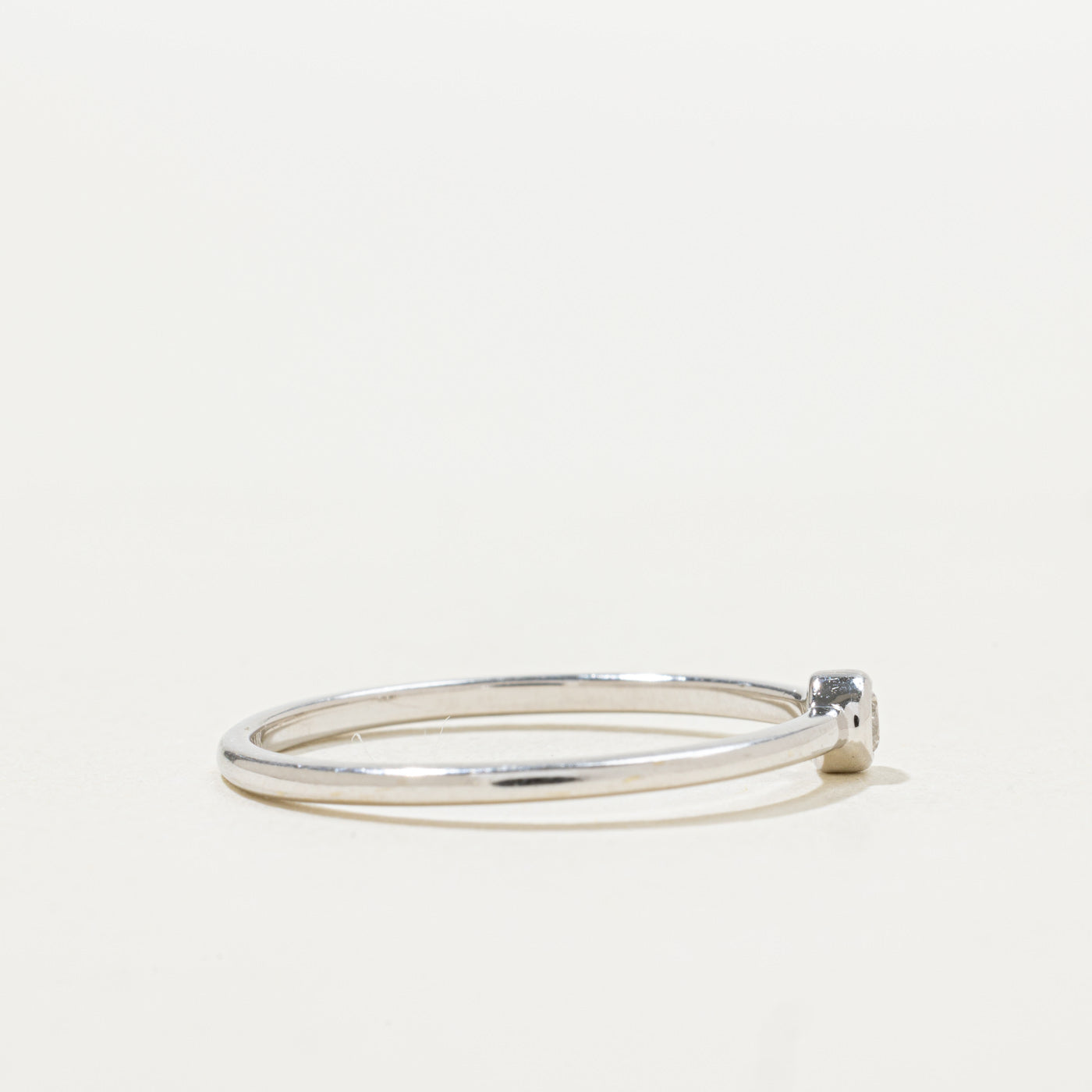 14k Bezel Set Diamond Petite Ring | SZ 9.25