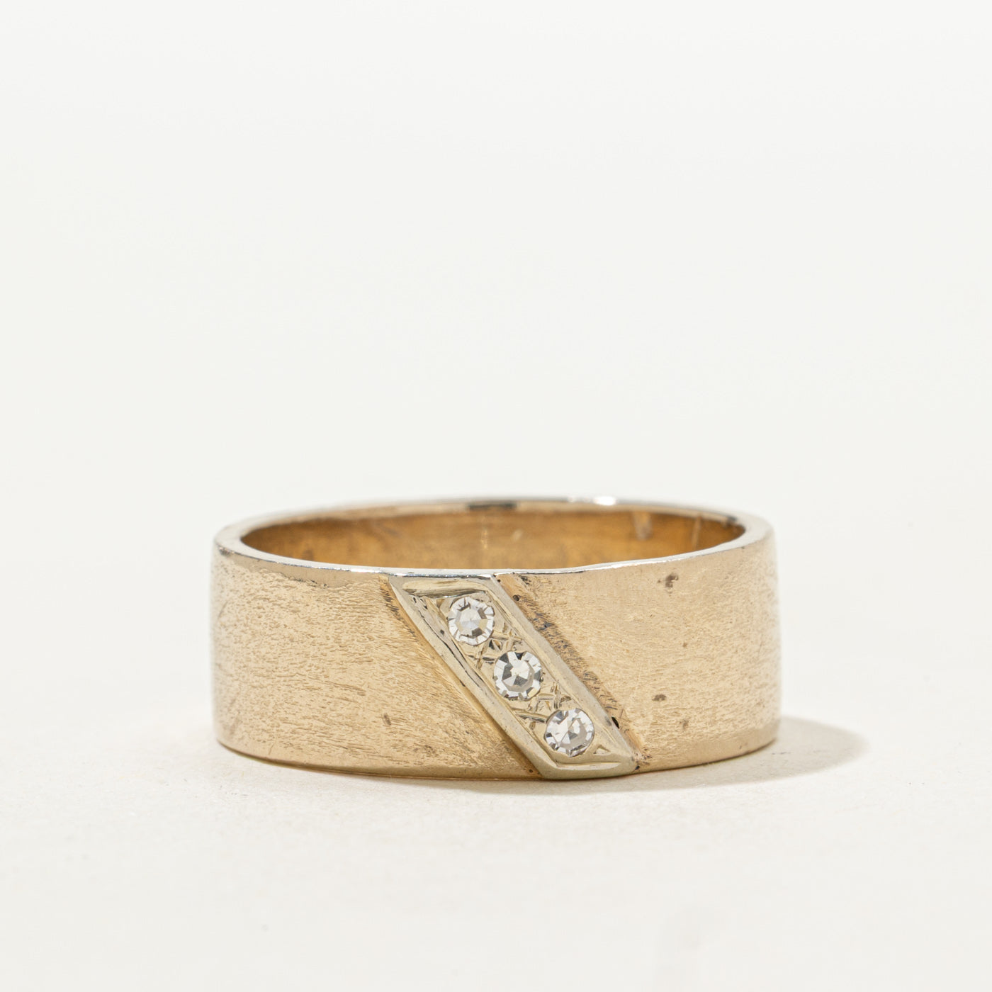 Diagonal Diamond Row Band | SZ 8.5