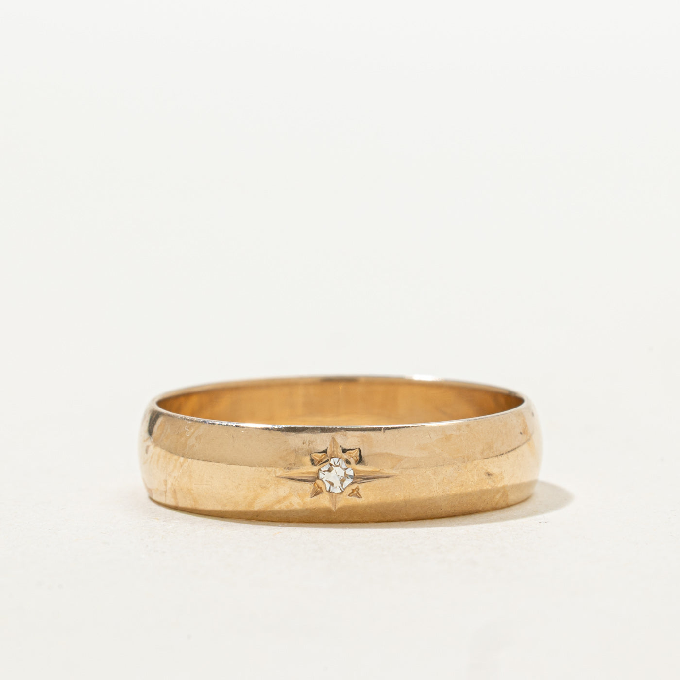 Single Star Set Diamond Band | SZ 9.5