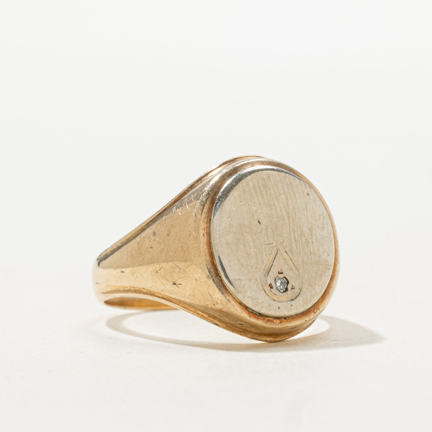 Single Diamond Oval Signet Ring | SZ 9.0