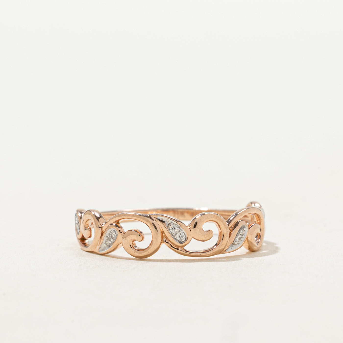 Bague ornée de diamants et de volutes | Taille 6,5