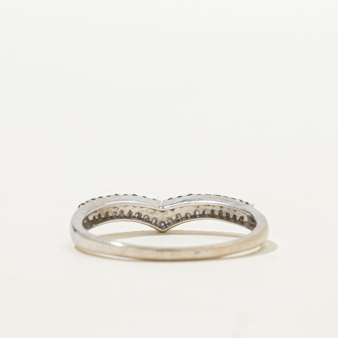 Black & White Diamond Chevron Ring | SZ 9.0