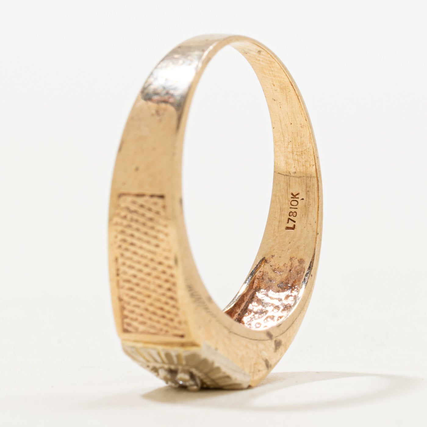 Bague texturée sertie de diamants illusion 10K | Taille 7.0