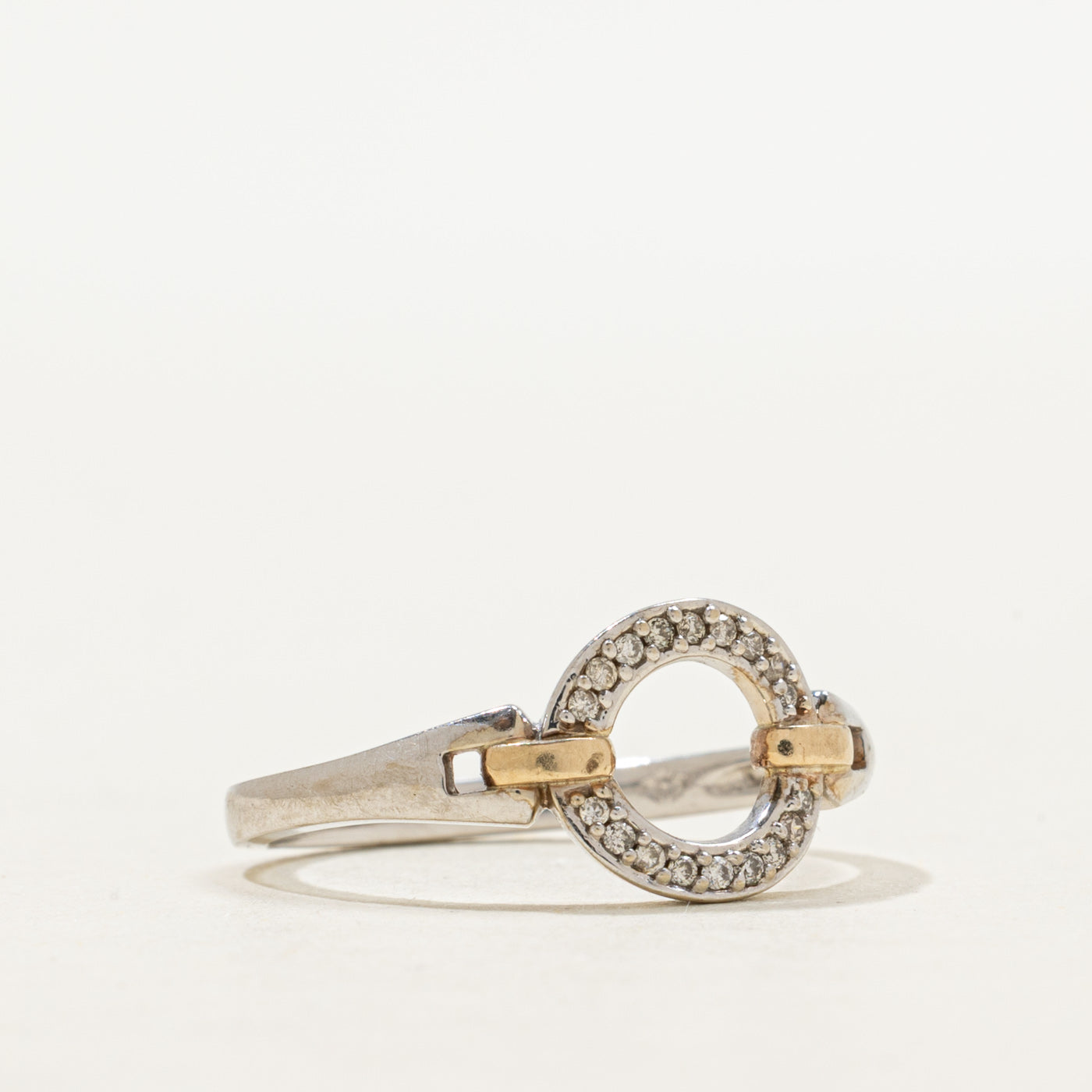 Diamond Cirlce Buckle Ring | SZ 6.25