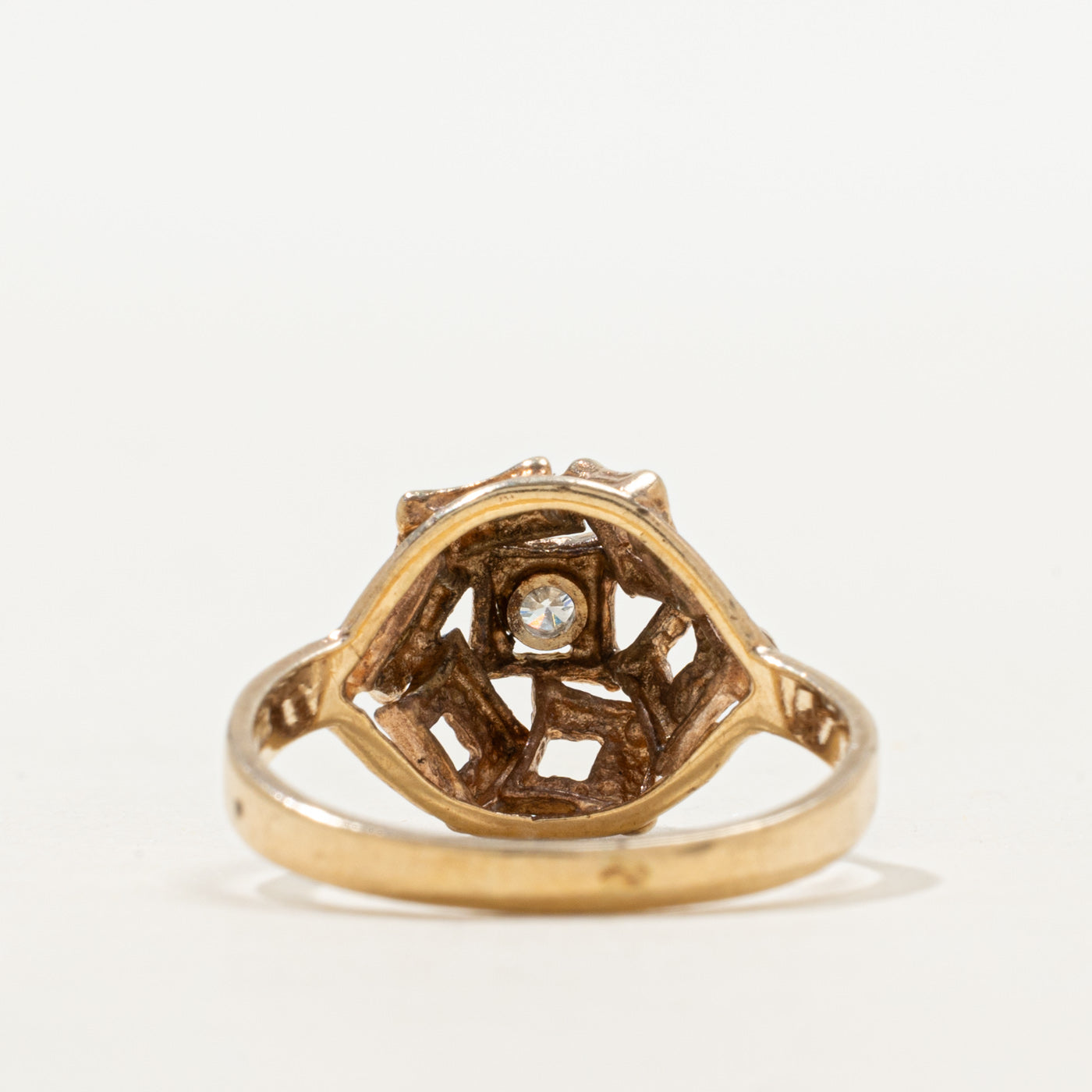 Diamond Textured Openwork Geometric Ring | SZ 6.5
