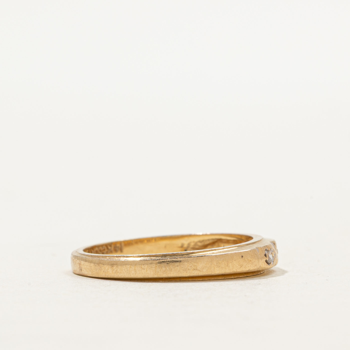 Bague texturée à trois diamants | Taille 6.0