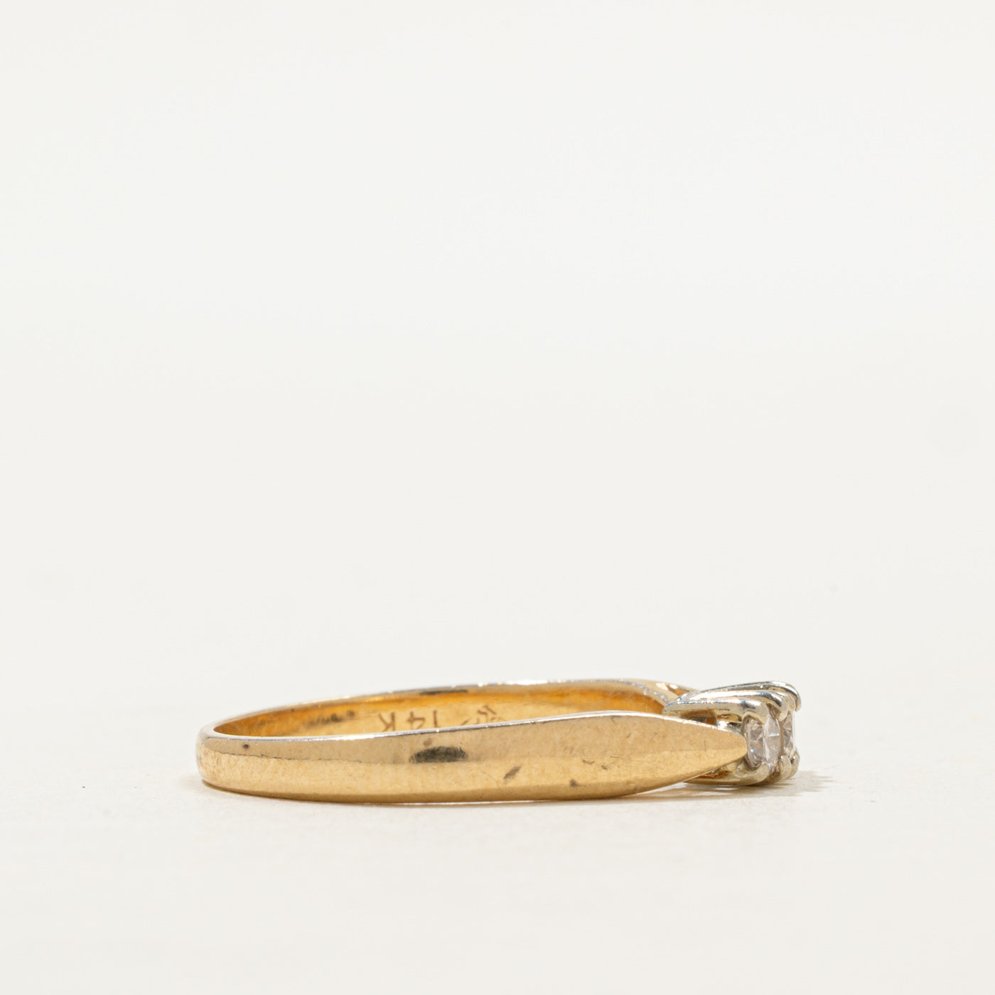 Three Stone Diamond Ring | SZ 6.75