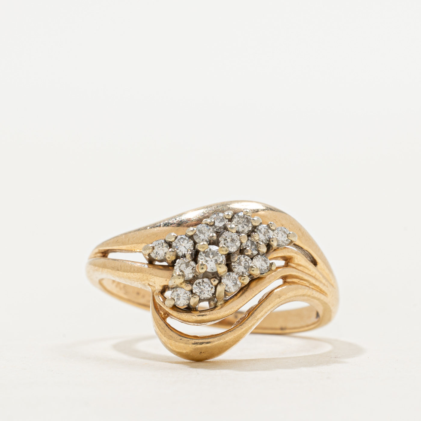 Diamond Cluster Wave Ring | SZ 5.0