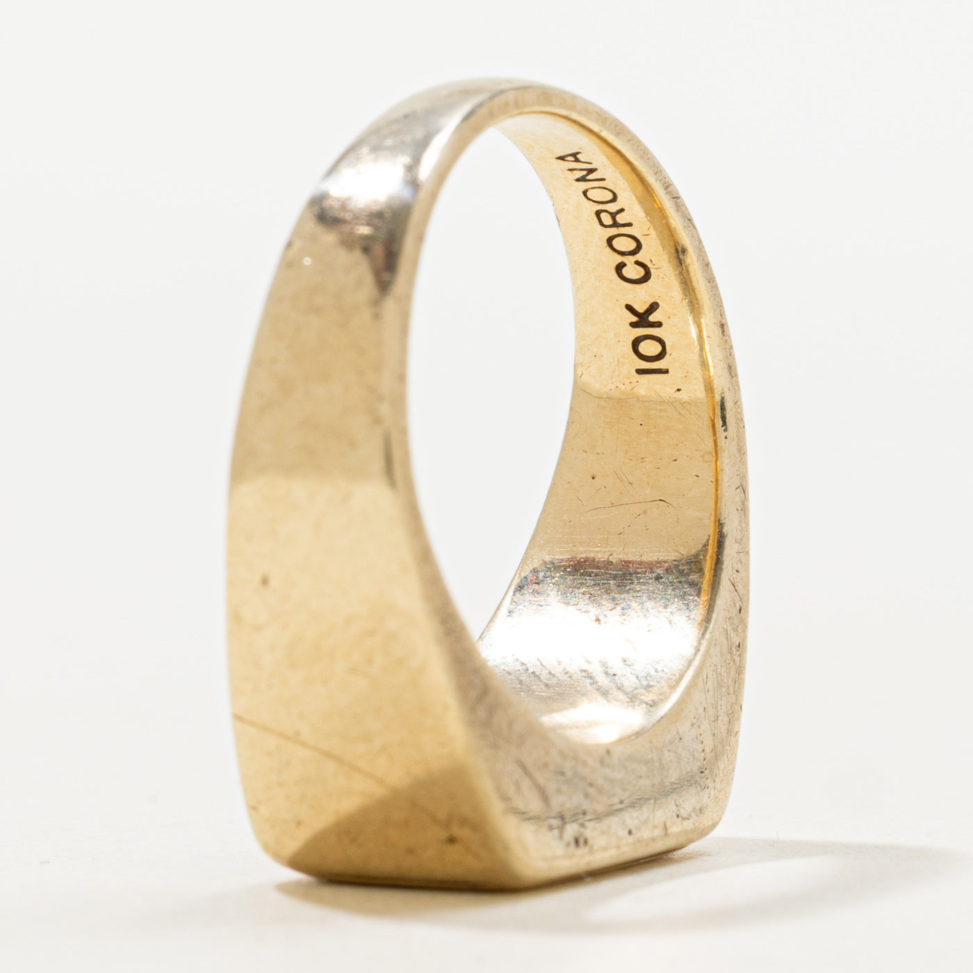 Bague chevalière rectangulaire à coin diamant | Taille 7.0