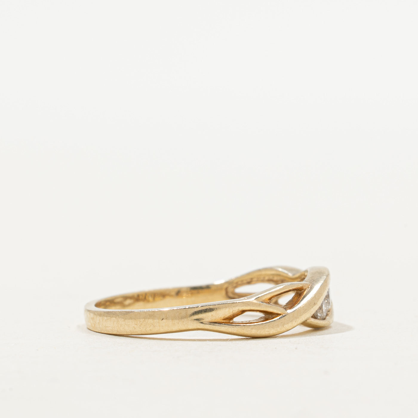 Three Stone Diamond Crossover Ring | SZ 7.5