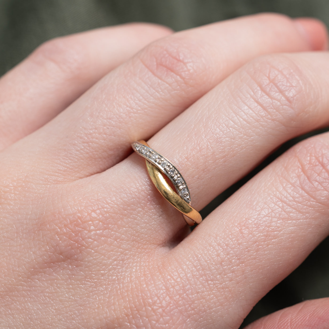 Two Tone Semi Eternity Diamond Crossover Ring | SZ 6.5