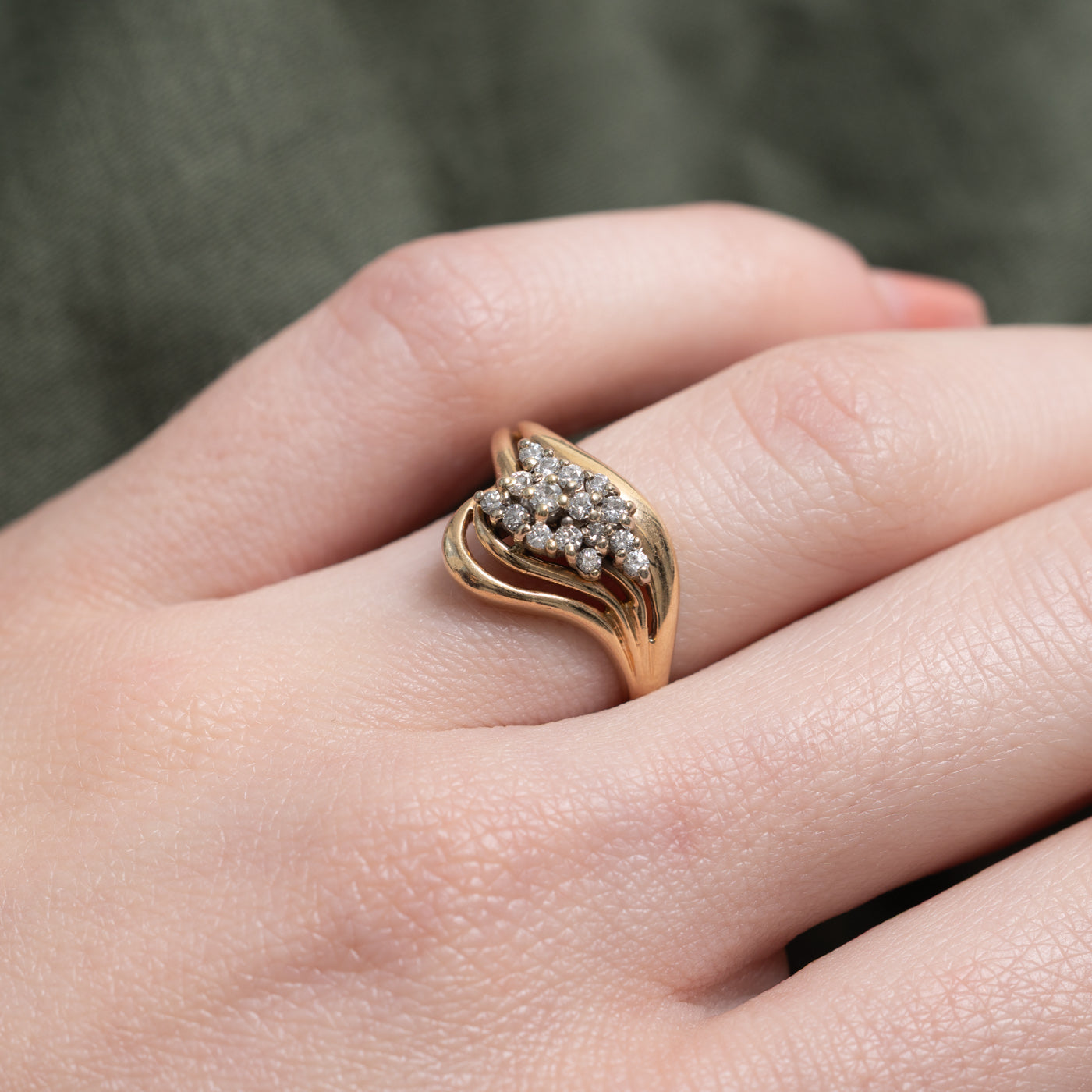 Diamond Cluster Wave Ring | SZ 5.0