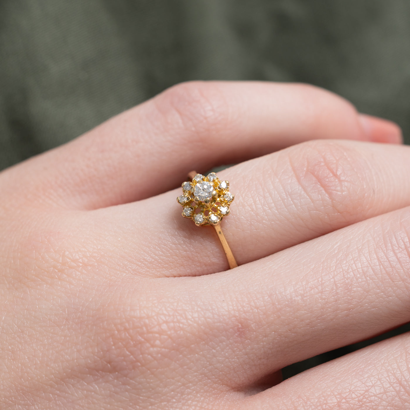 Bague halo en diamants 18 carats | Taille 5,25