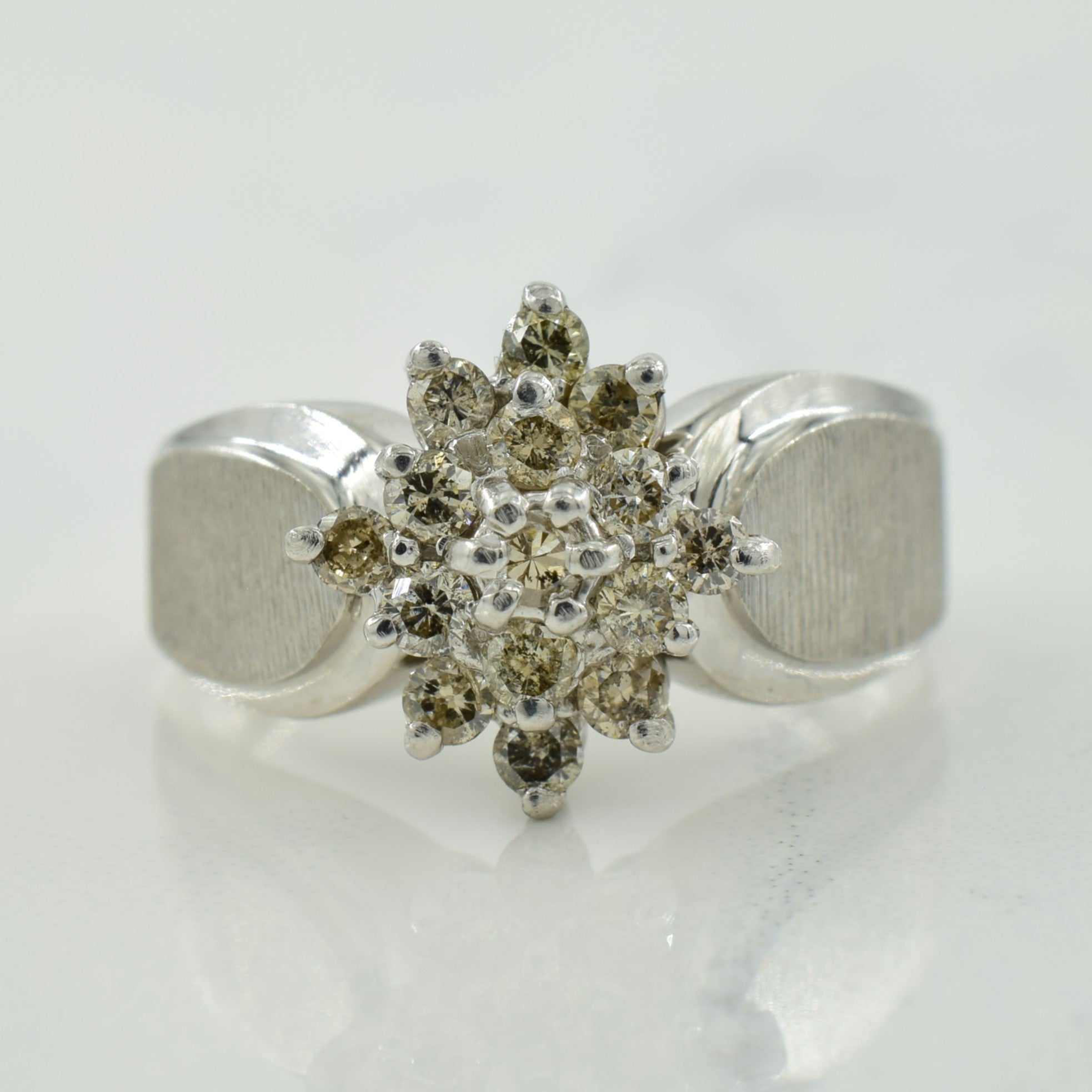 Bague en grappe de diamants coniques | 0,45 ct | Taille 6 |