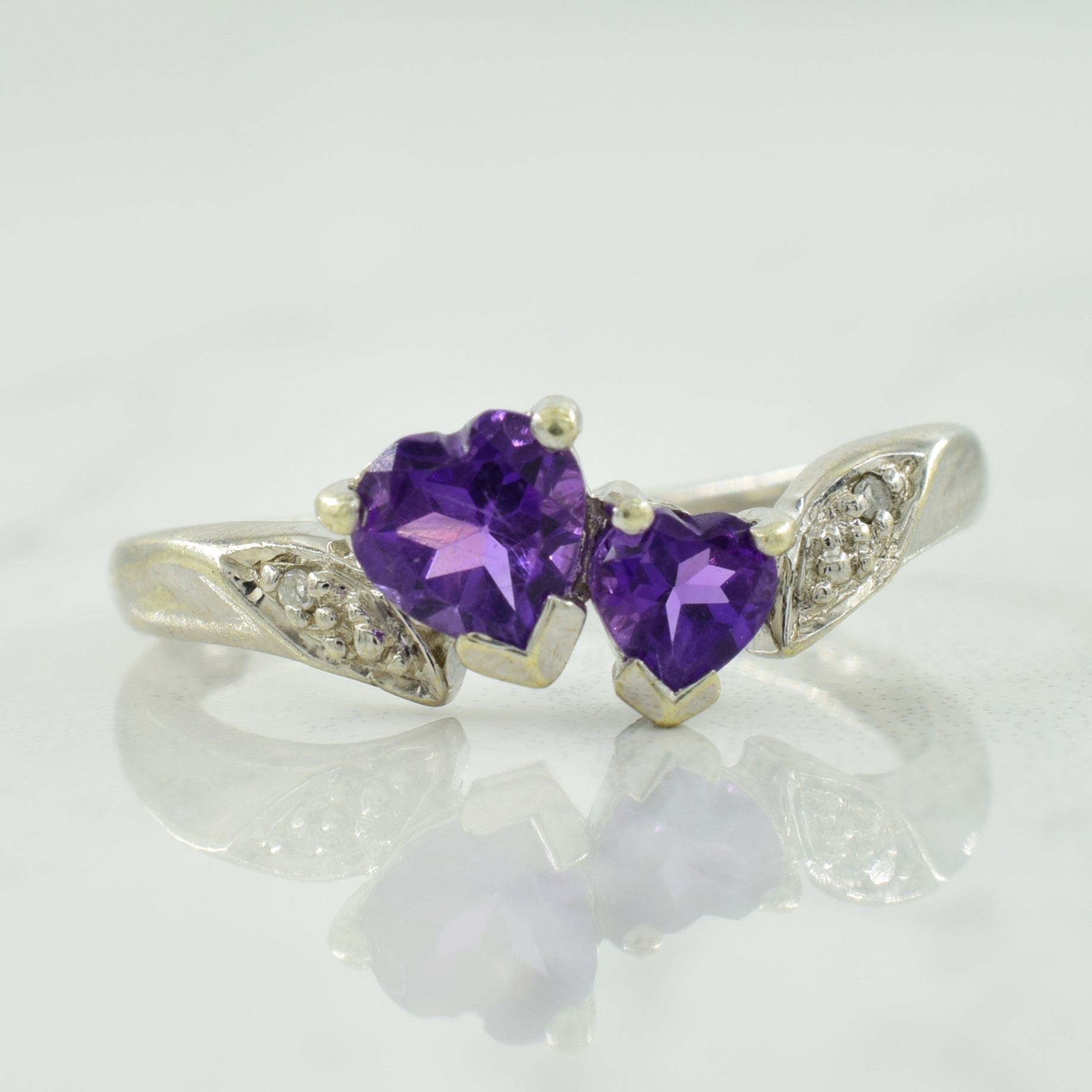 Heart Amethyst & Diamond Ring | 0.60ctw, 0.01ctw | SZ 7 |