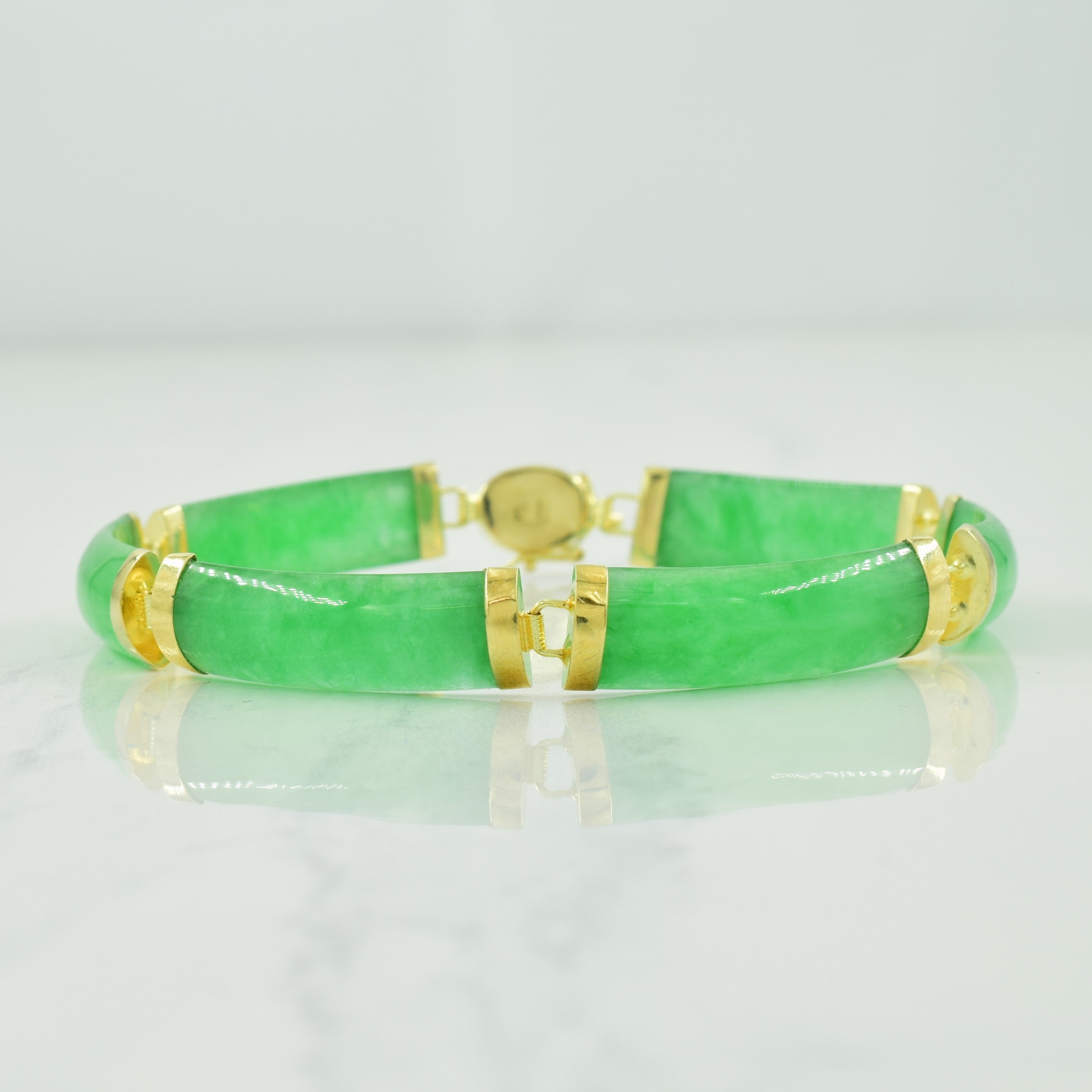 Half Dome Jadeite Bracelet | 33.00ctw | 6.5" |