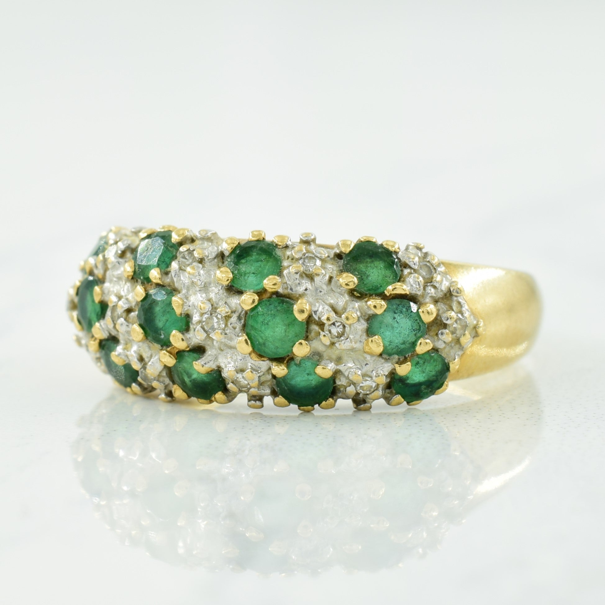 Emerald & Diamond Ring | 0.60ctw, 0.06ctw | SZ 8 |