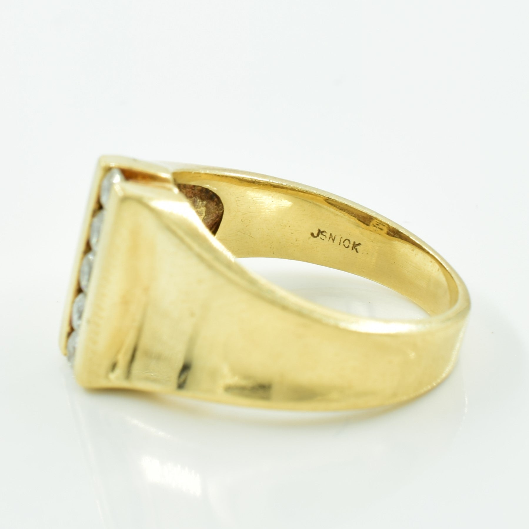 Vertical Channel Set Diamond Ring | 0.25ctw | SZ 6 |