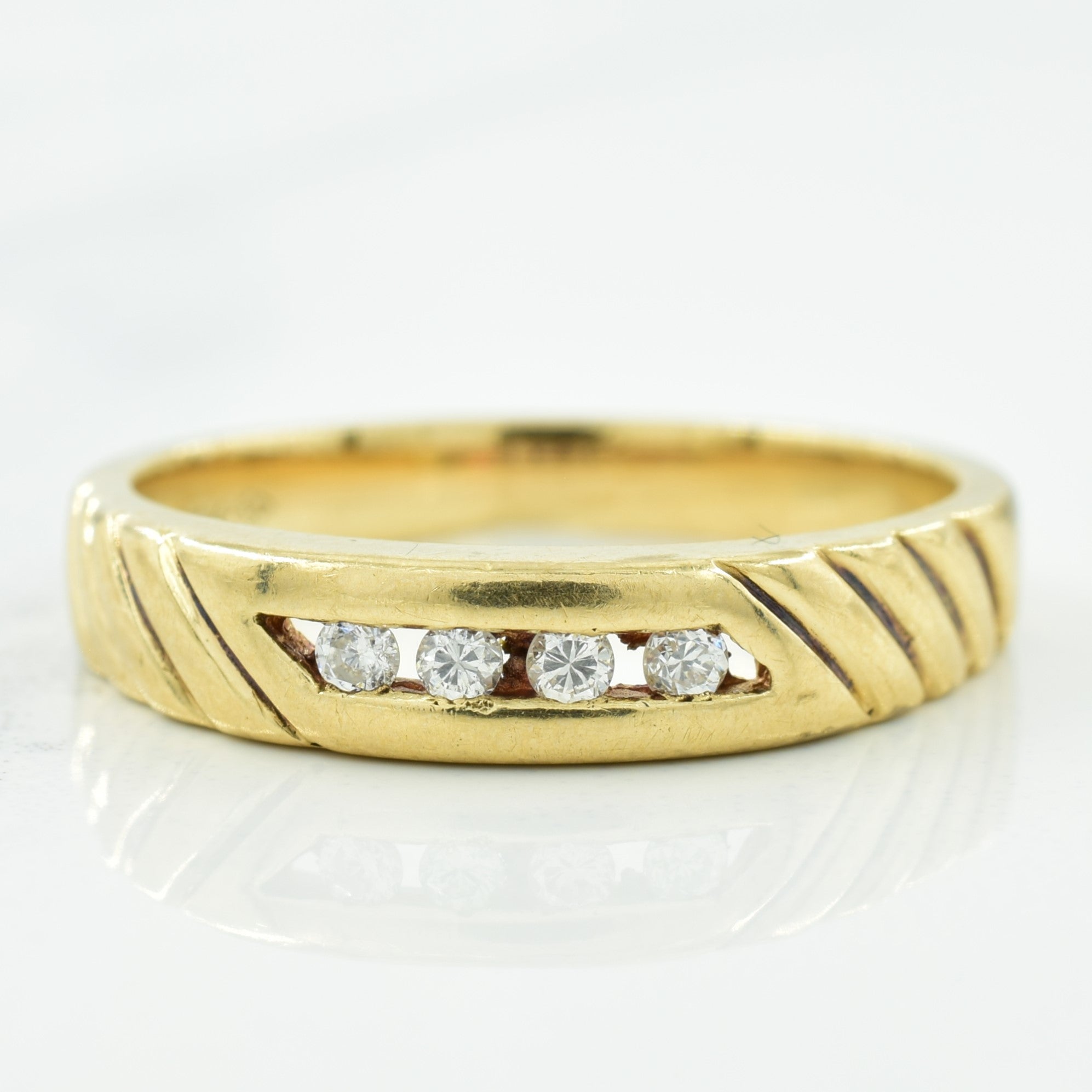 Channel Set Diamond Ring | 0.08ctw | SZ 7.25 |