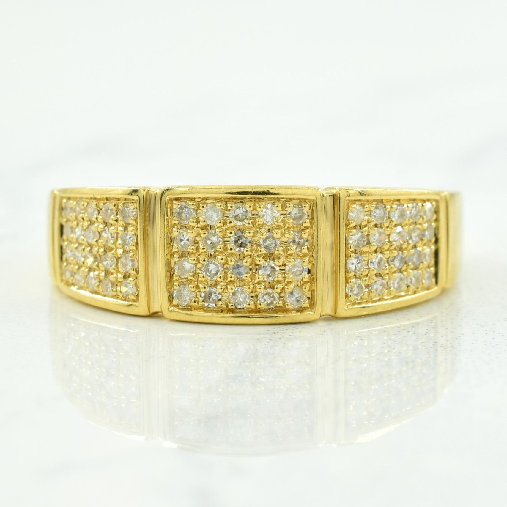 Cluster Diamond Ring | 0.22ctw | SZ 7.25 |