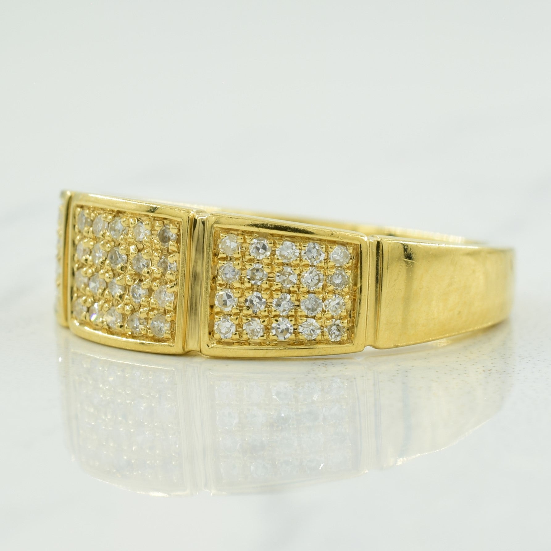 Cluster Diamond Ring | 0.22ctw | SZ 7.25 |