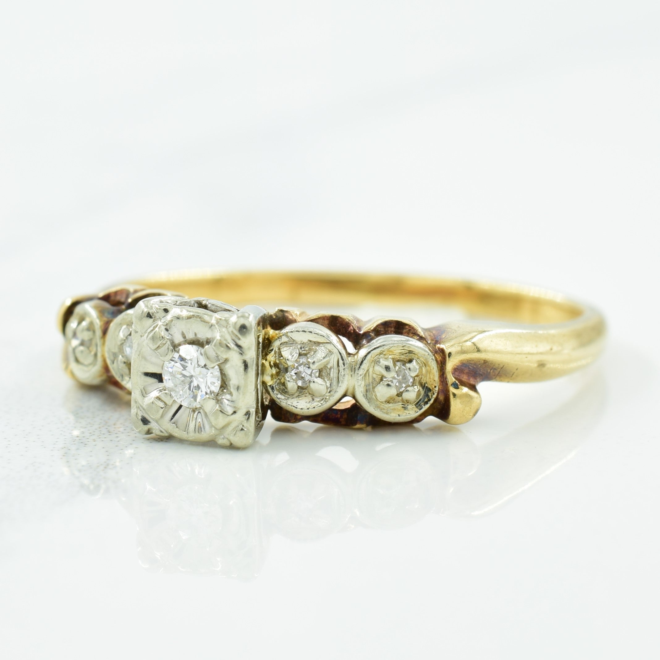 Bague en diamant | 0,06ctw | Taille 8,25 |