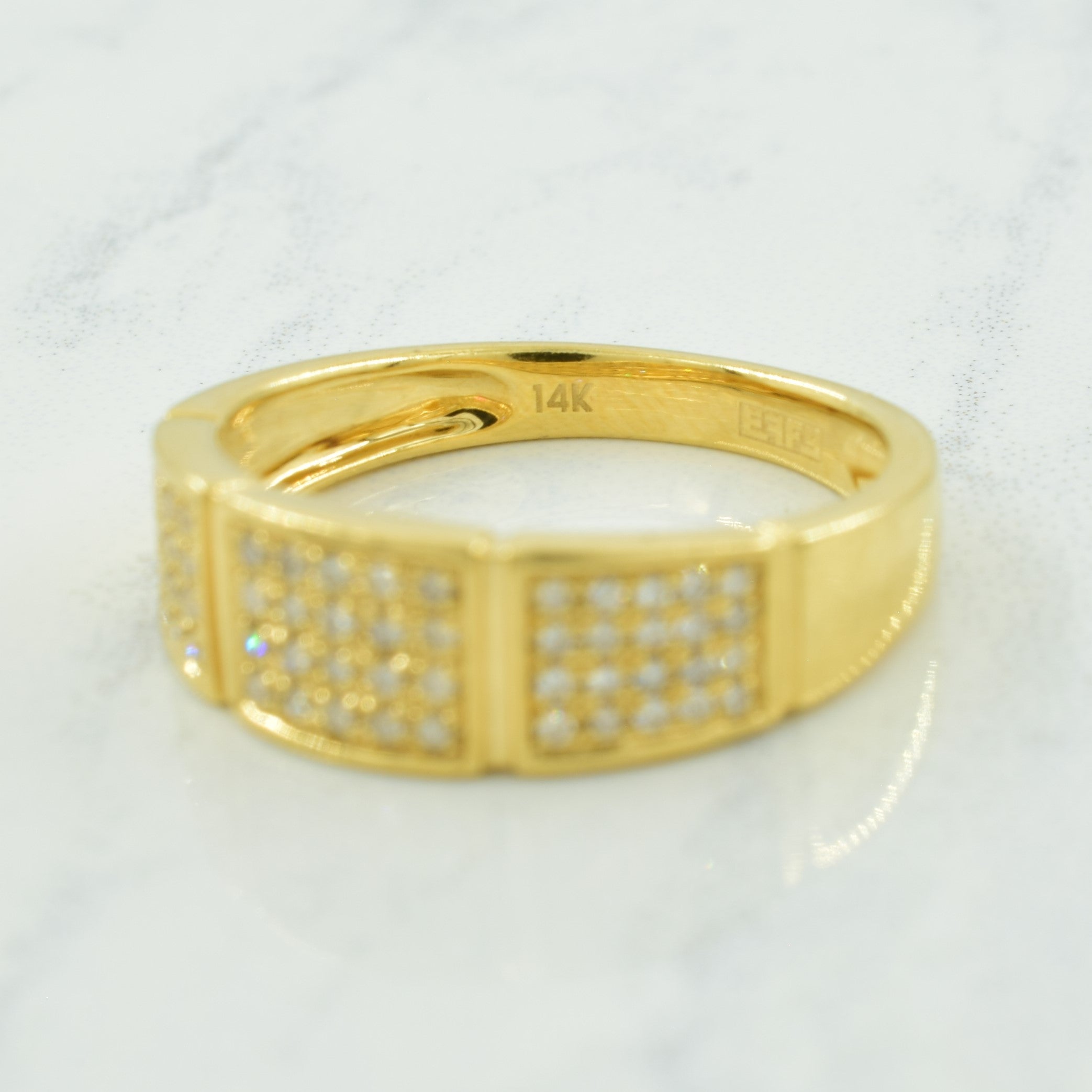 Cluster Diamond Ring | 0.22ctw | SZ 7.25 |