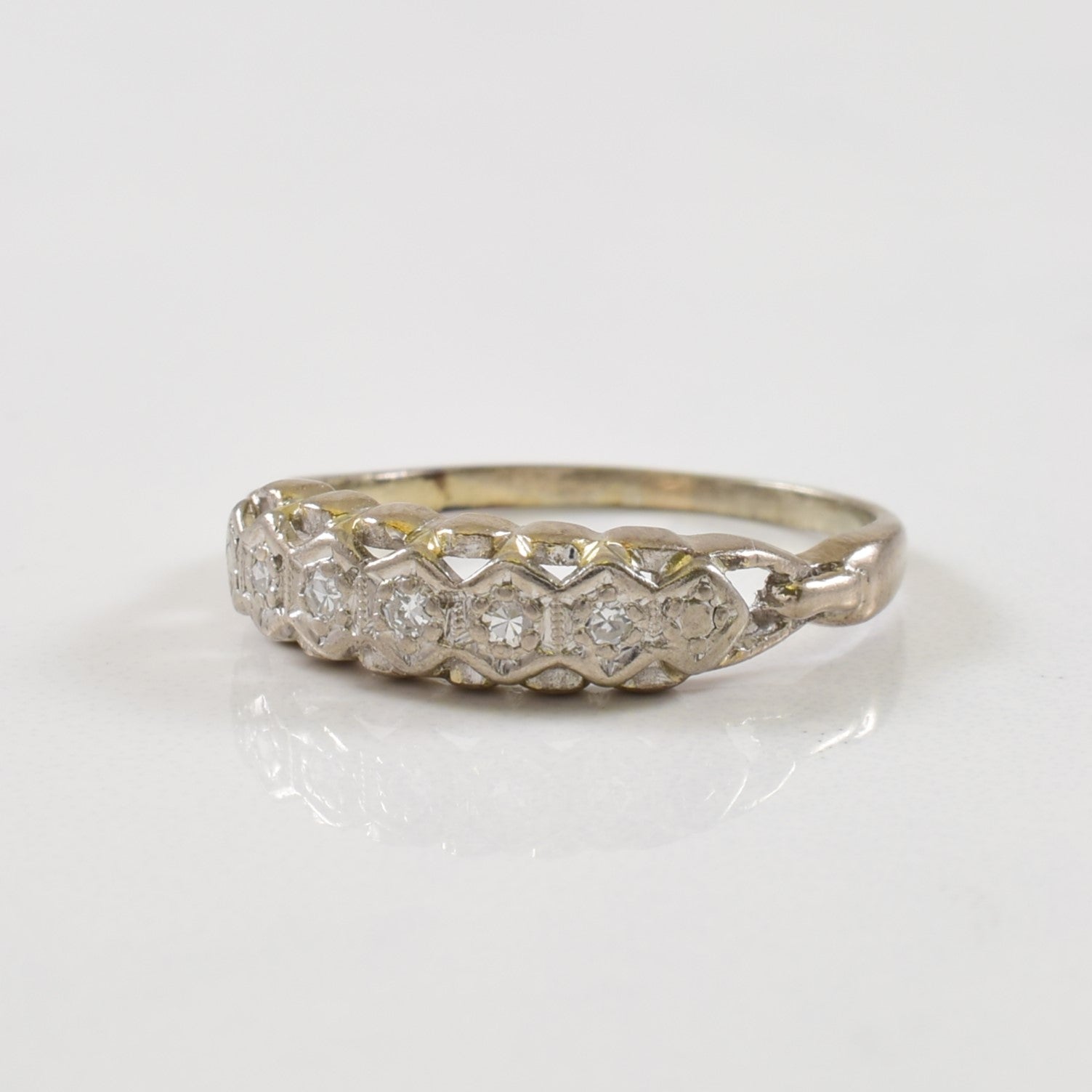 Diamond Ring | 0.05ctw | SZ 5.25 |