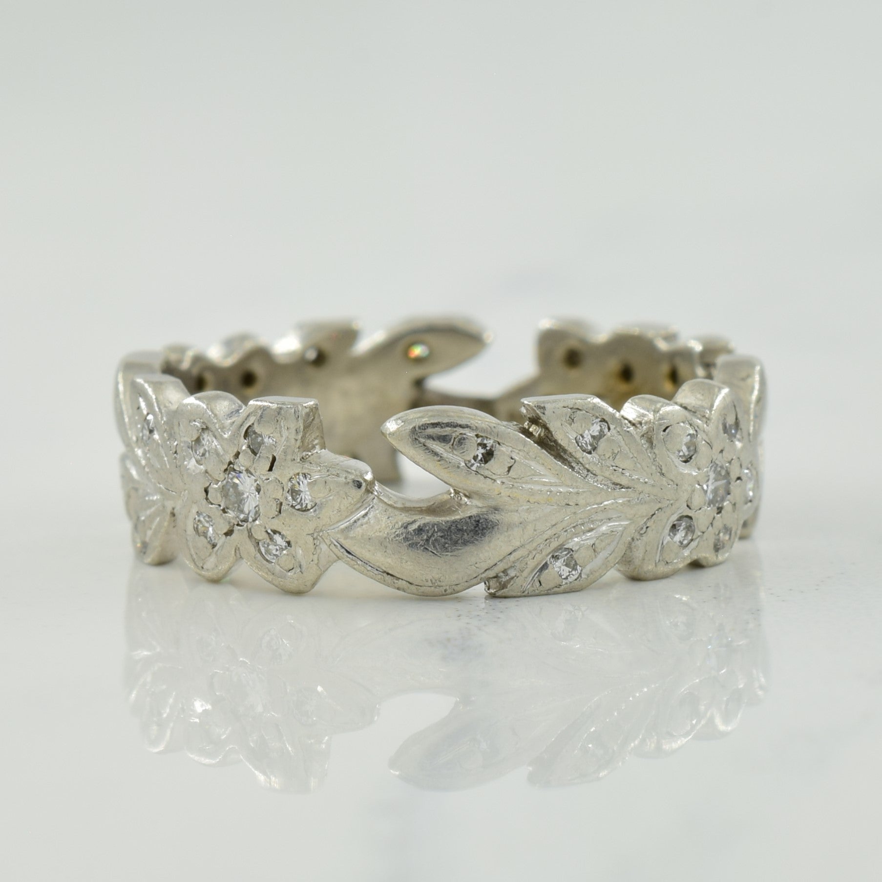Diamond Floral Ring | 0.20ctw | SZ 5.25 |