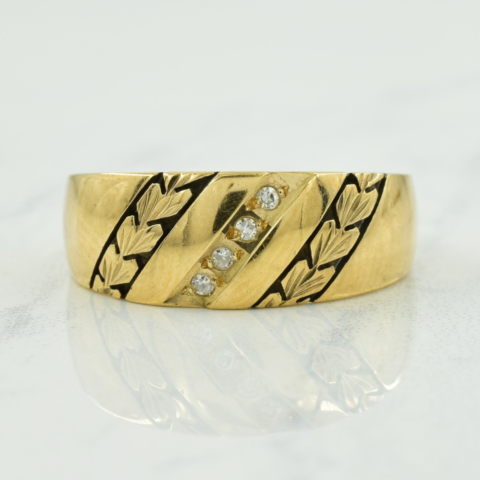 Diamond Ring | 0.02ctw | SZ 7.5 |