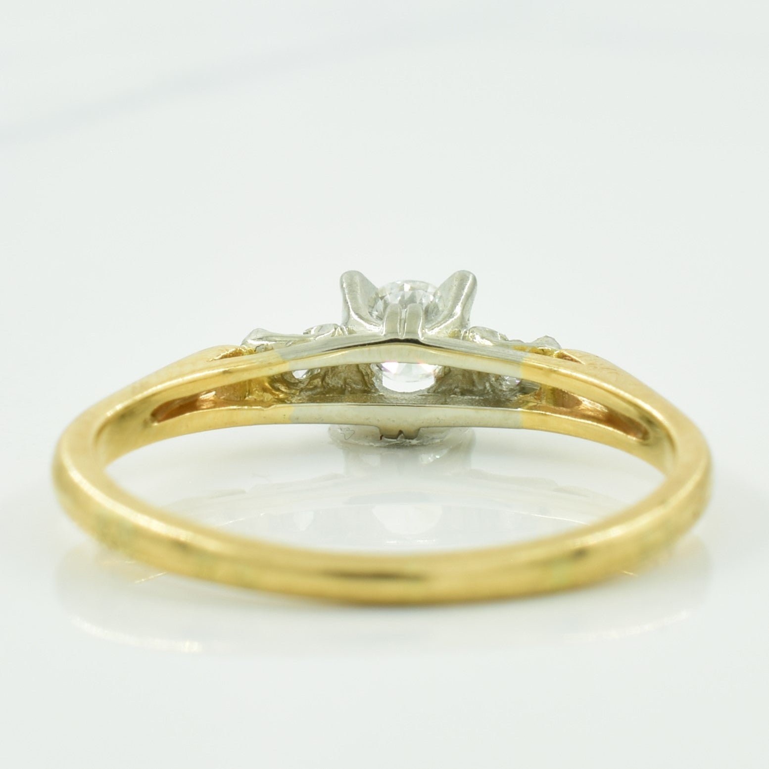 Three Stone Diamond Ring | 0.19ctw | SZ 7 |