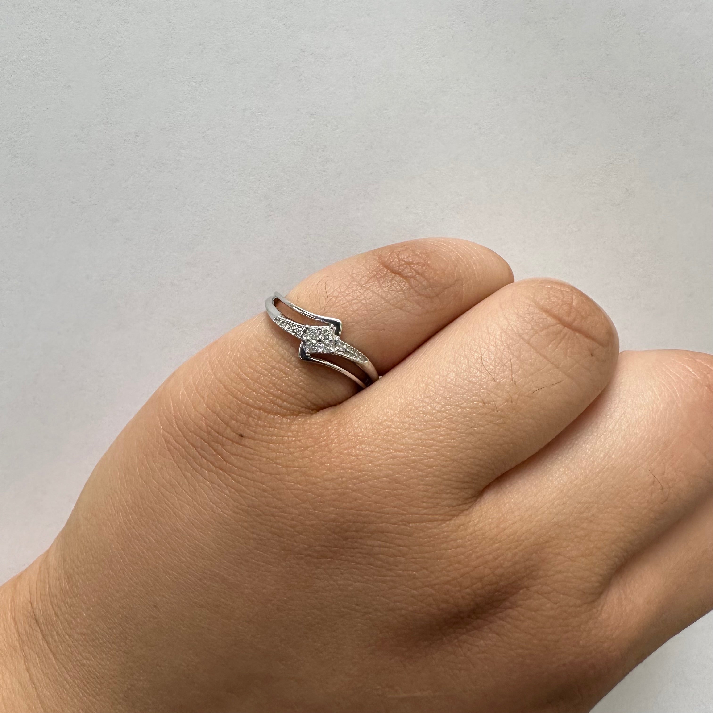 Diamond Bypass Ring | 0.09ctw | SZ 6.5 |