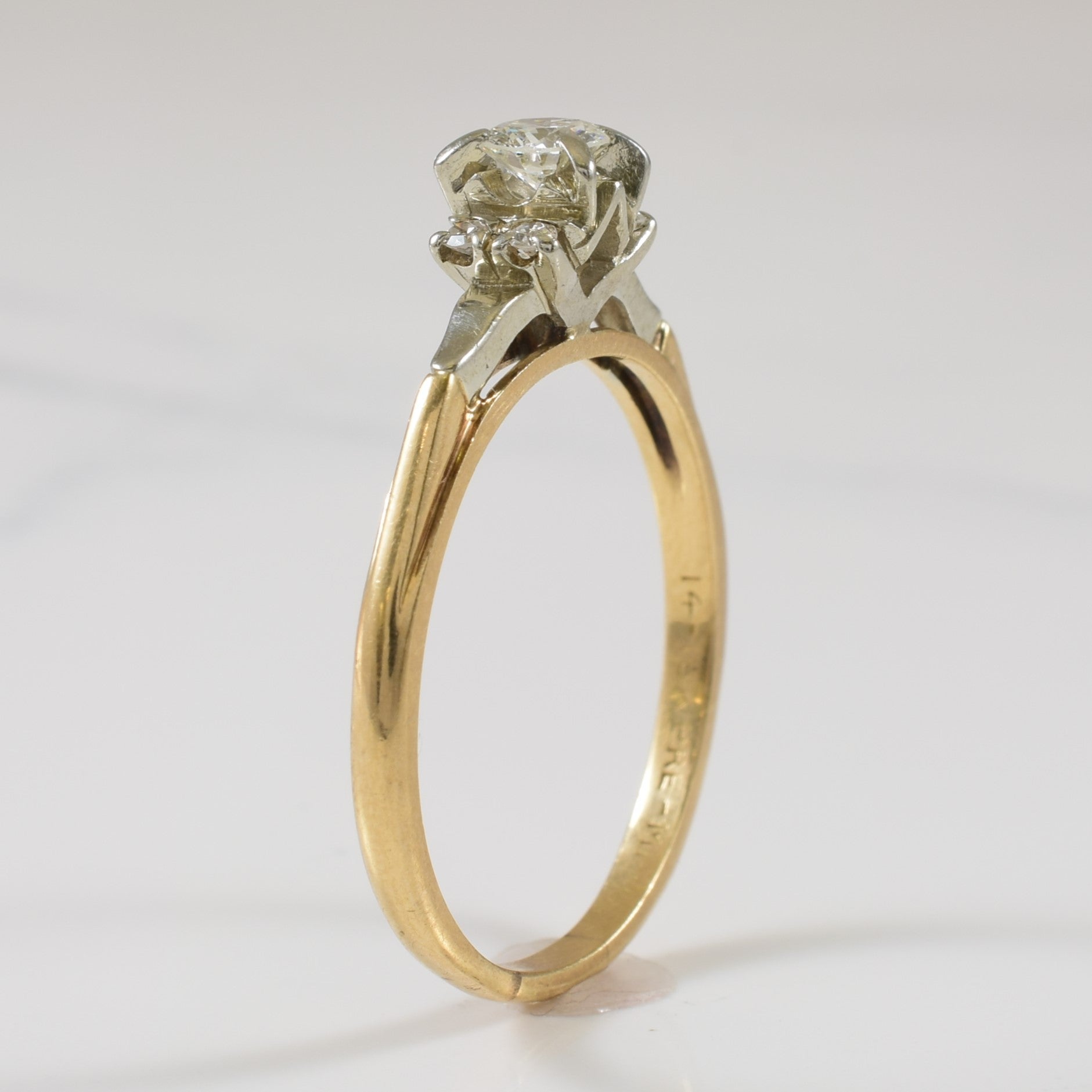 Five Stone Diamond Ring | 0.24ctw | SZ 6 |