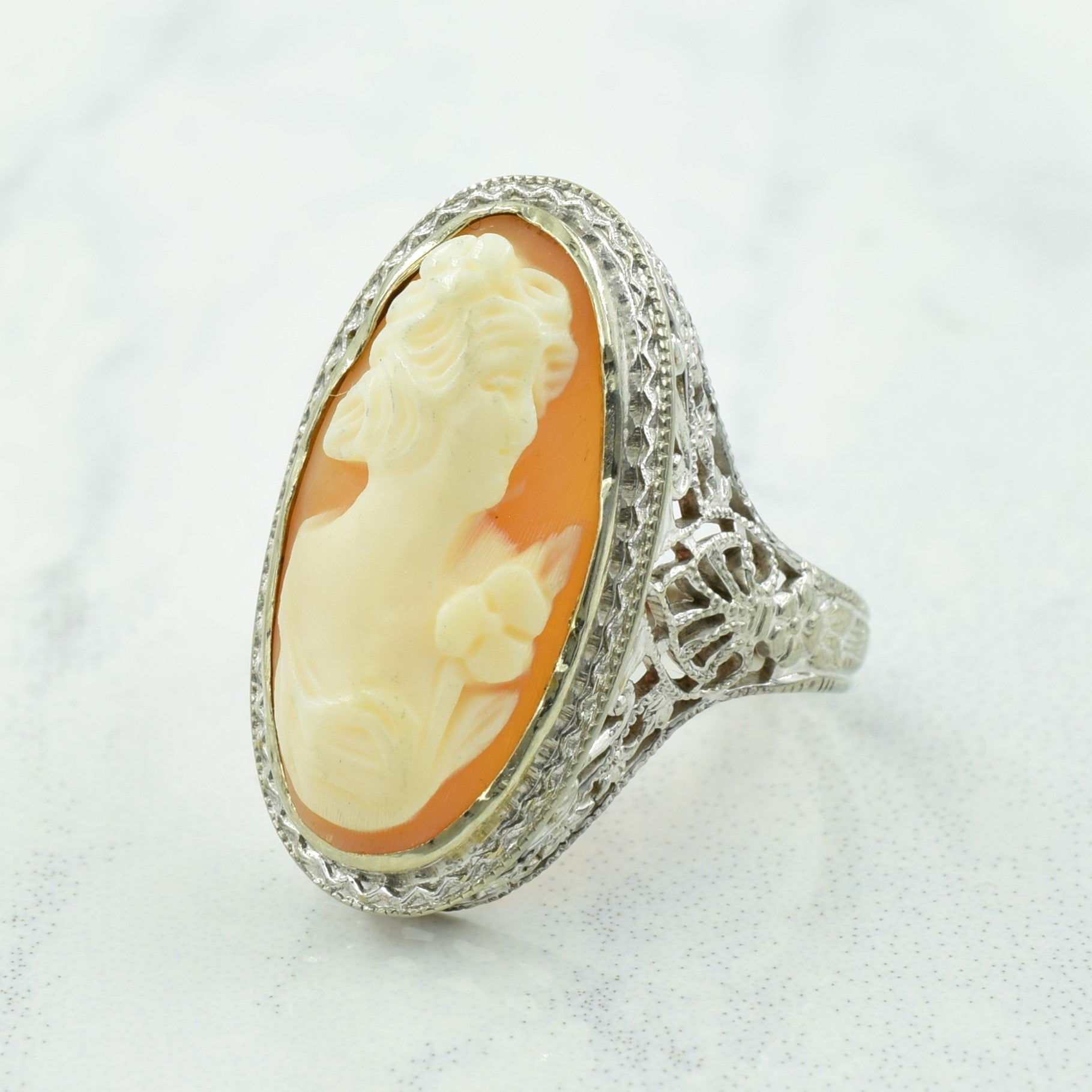 Cameo Shell Ring | 3.00ct | SZ 2.5 |