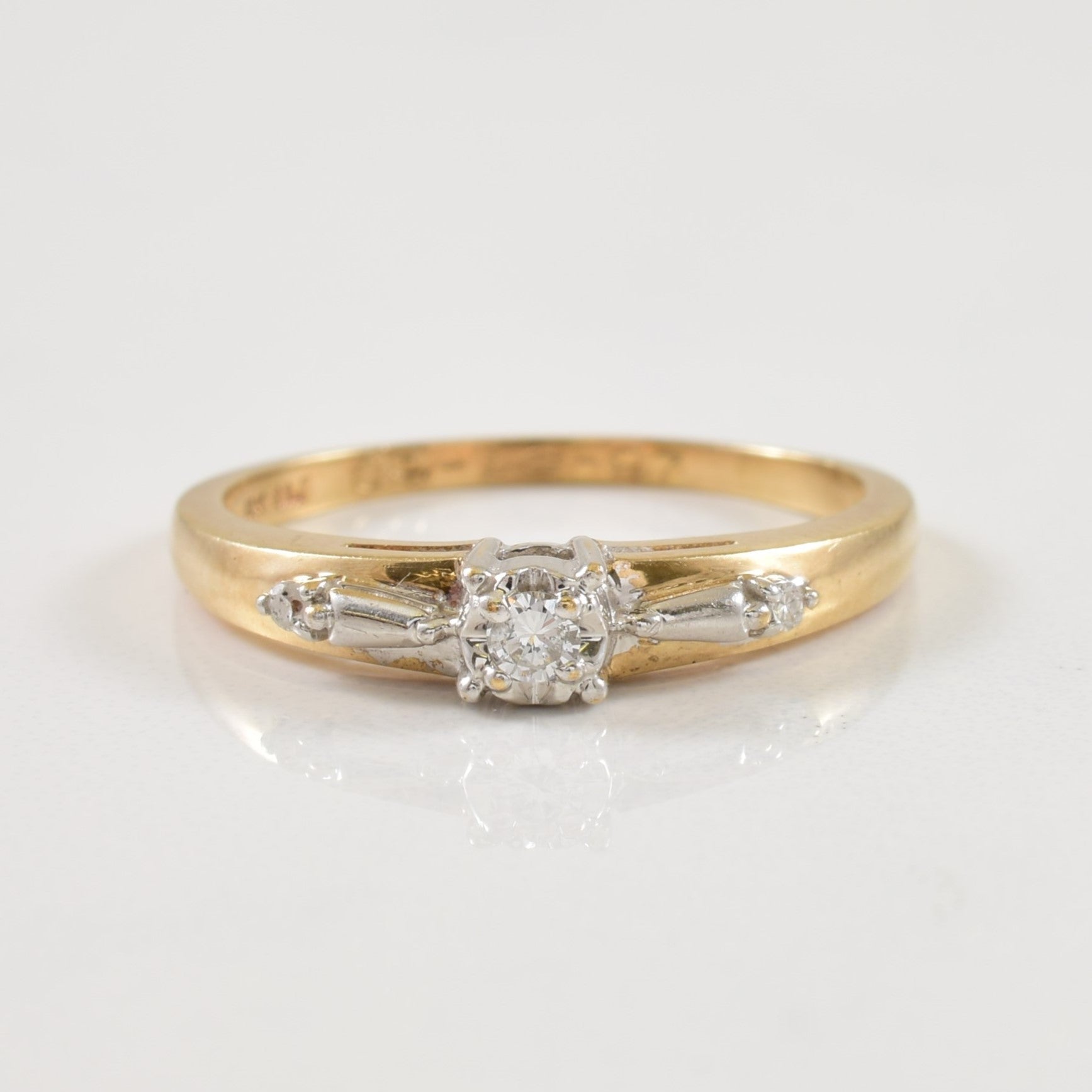 Diamond Cathedral Ring | 0.07ctw | SZ 7.75 |