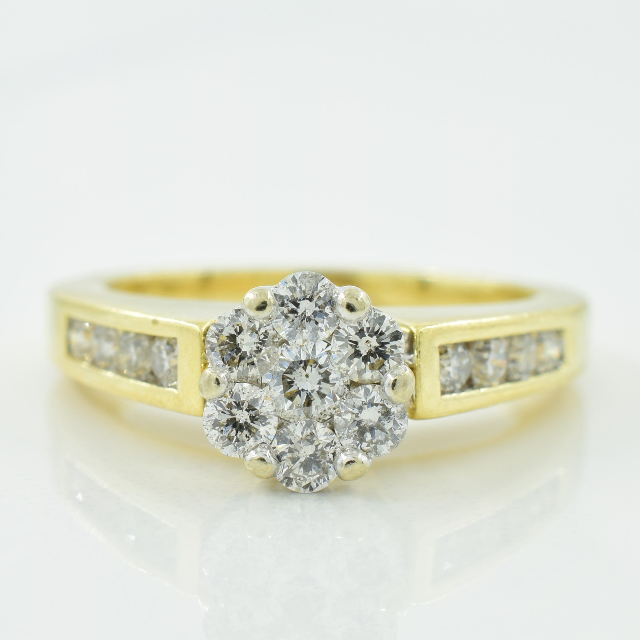 Cluster Diamond Ring | 0.60ctw | SZ 6 |