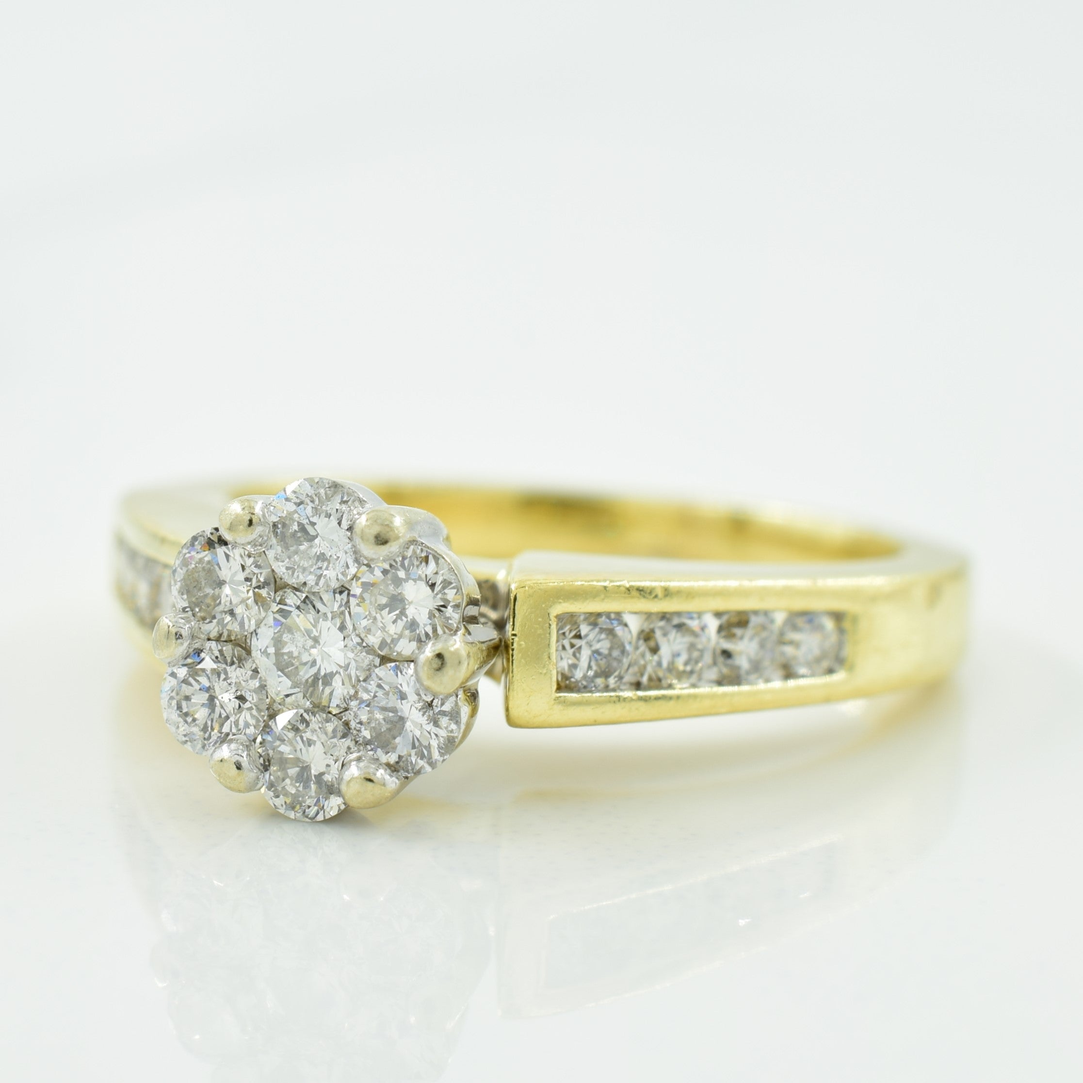 Cluster Diamond Ring | 0.60ctw | SZ 6 |