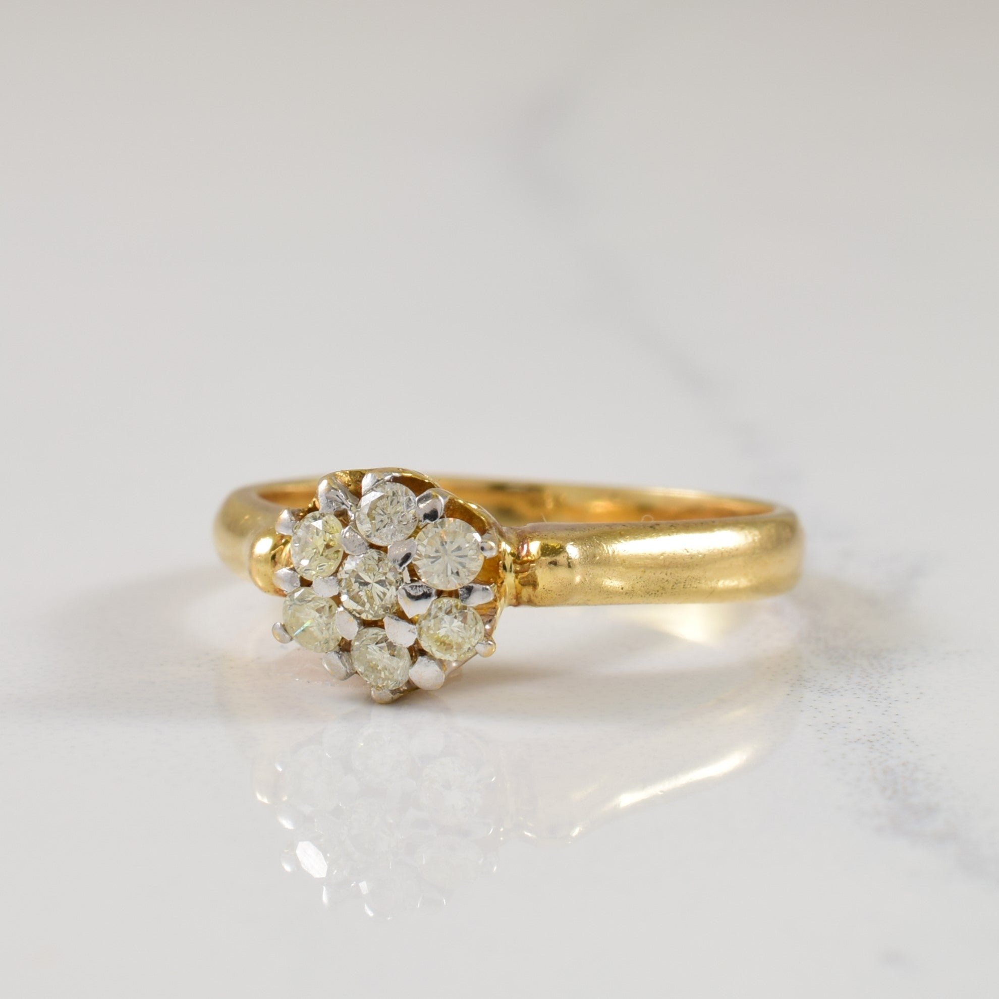 Cluster Diamond Ring | 0.18ctw | SZ 5 |