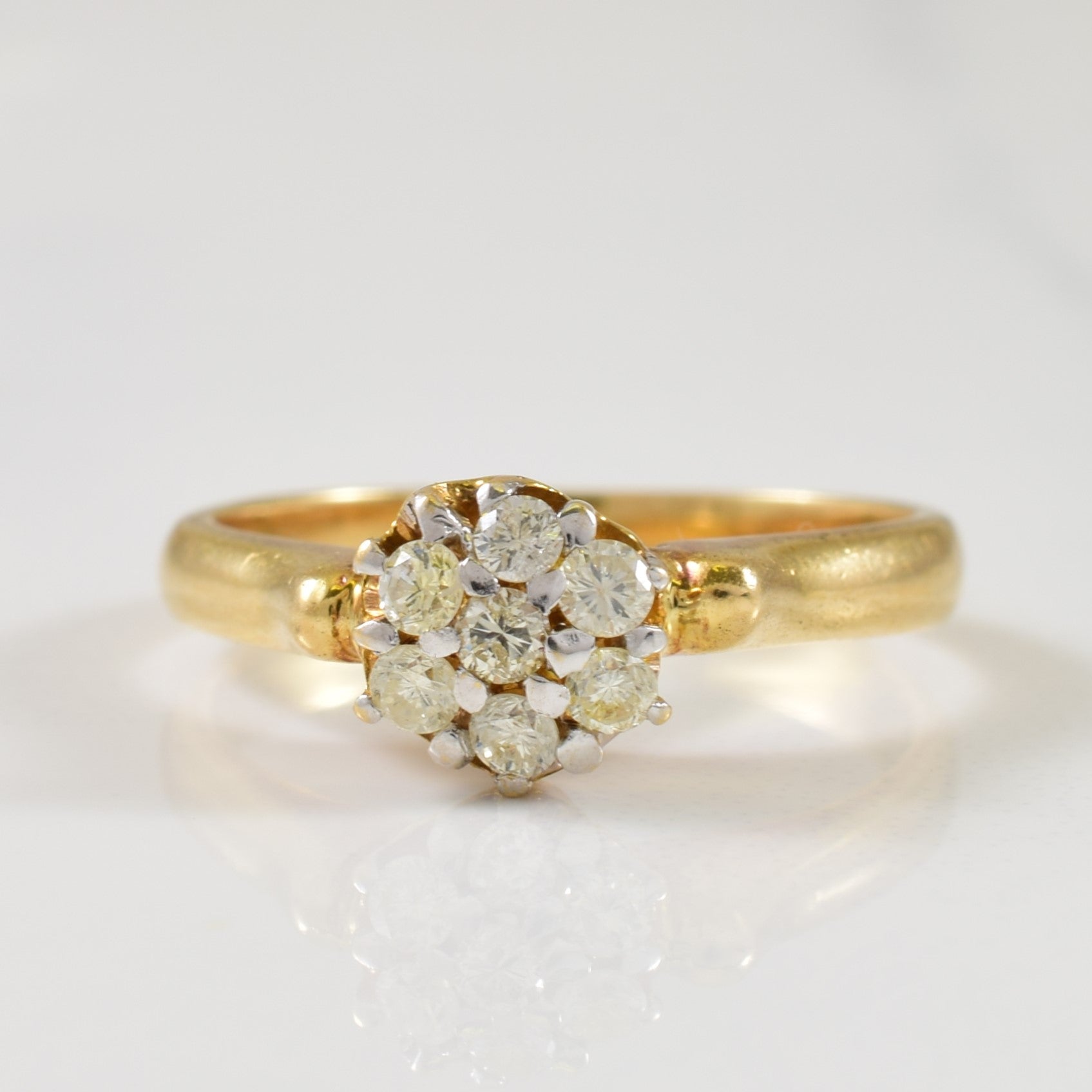 Cluster Diamond Ring | 0.18ctw | SZ 5 |
